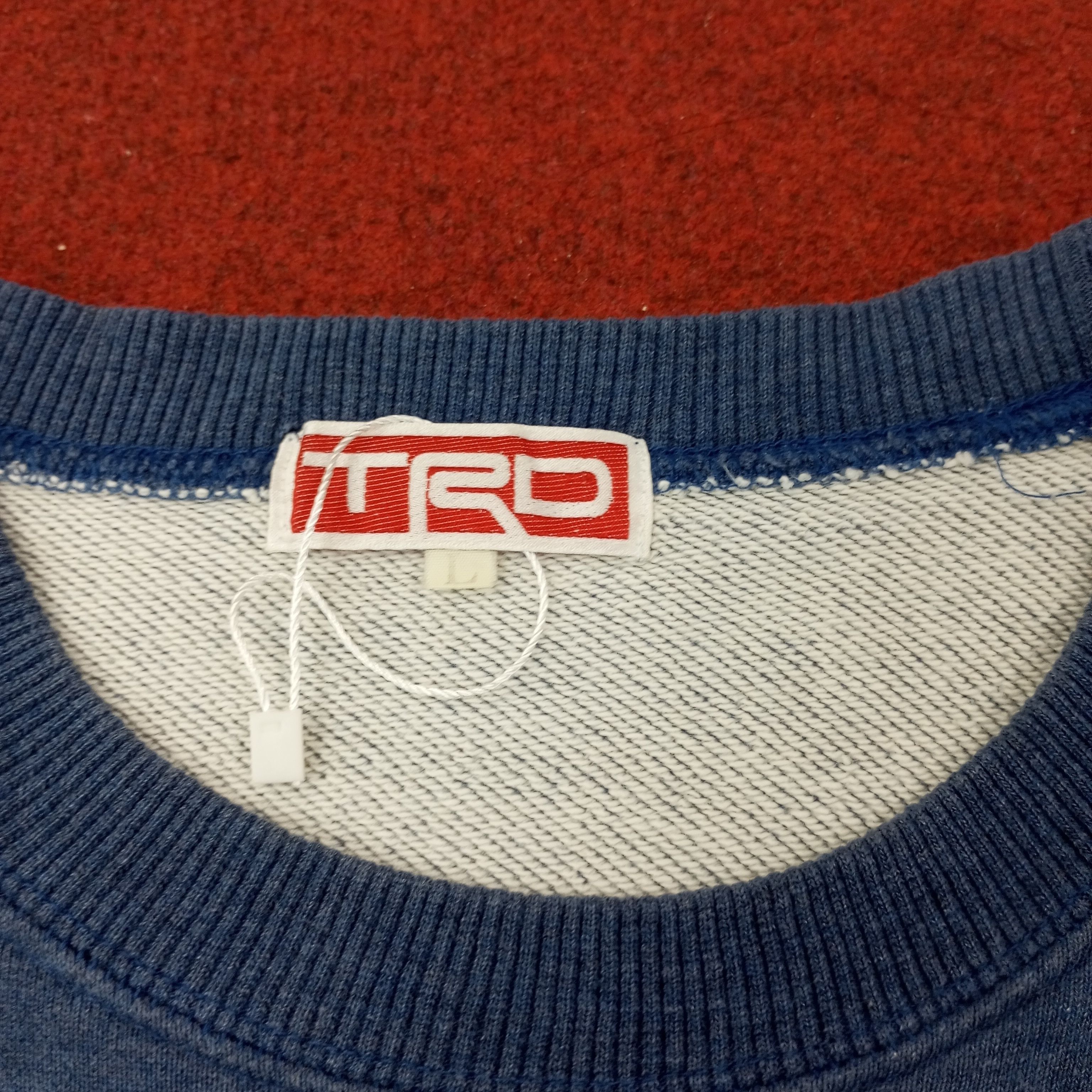 Vintage TRD Sports Japanese Motorsports Sweatshirt c238n18
