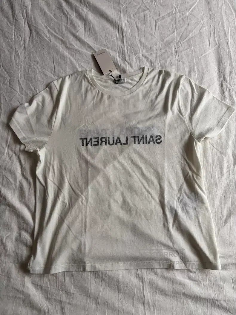 Saint Laurent Paris Saint Laurent Paris Mirror Letter T-Shirt Size US XXL / EU 58 / 5 - 1 Thumbnail