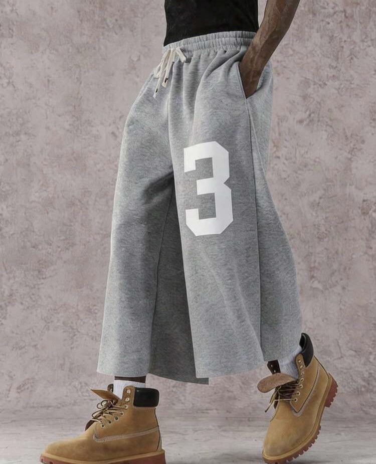 Other Gray Cropped Wide-Leg Sweatpants Size US 31 - 4 Thumbnail