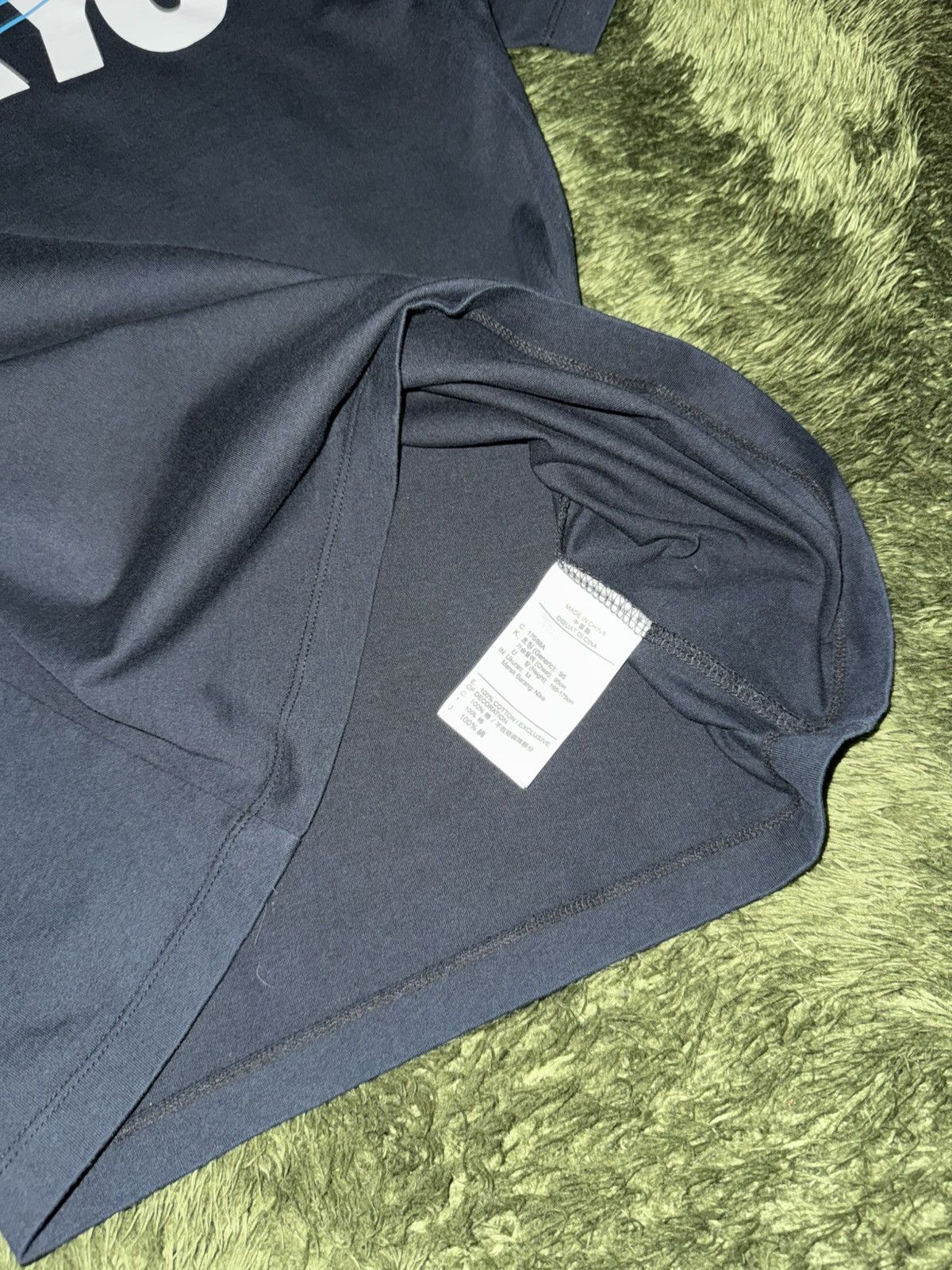 Nike [M] Nike Tokyo Textured Swoosh Logo T-Shirt Navy Size US M / EU 48-50 / 2 - 6 Thumbnail