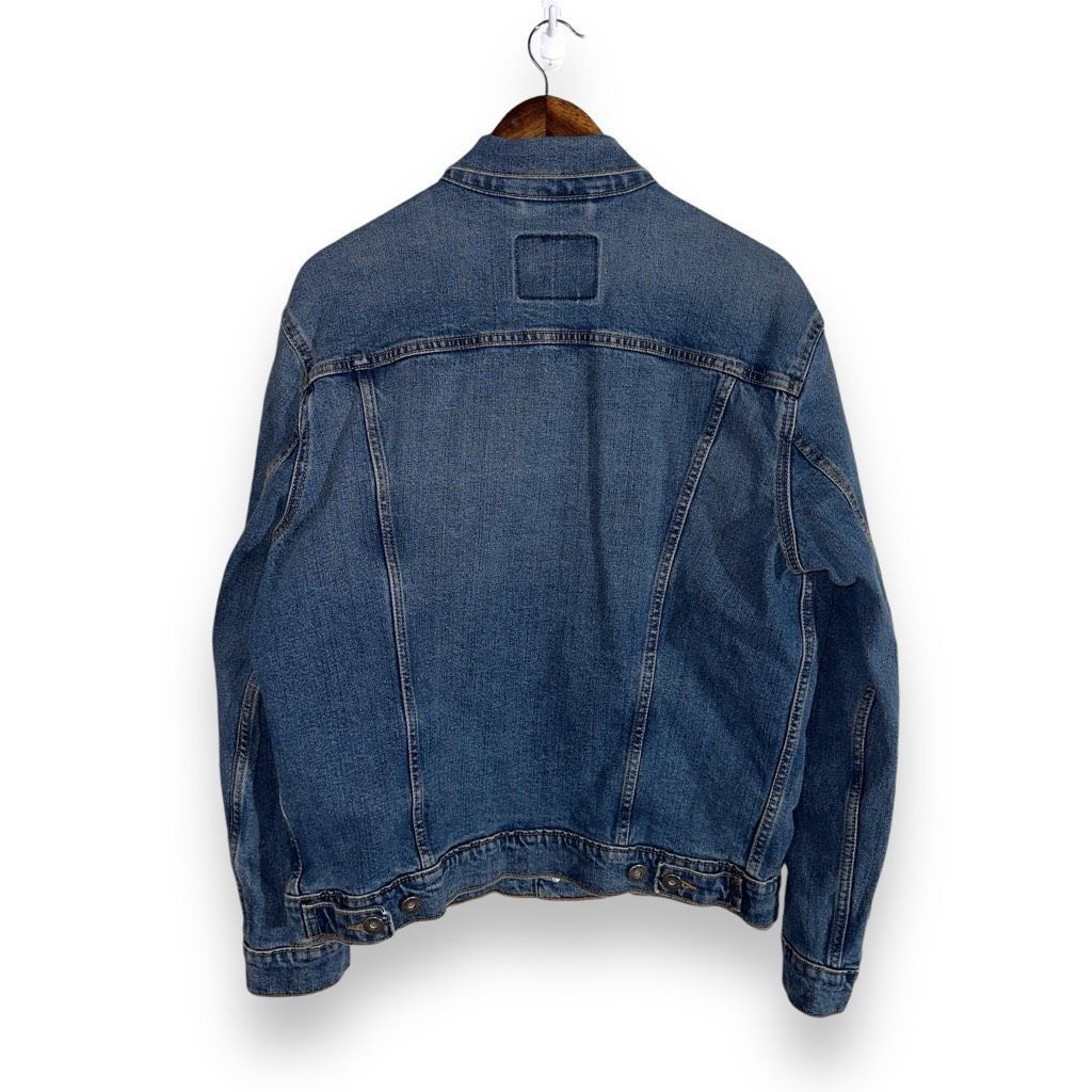 Levi's Levi’s Gold Mid Wash Denim Jean Jacket Size M Size US M / EU 48-50 / 2 - 11 Thumbnail