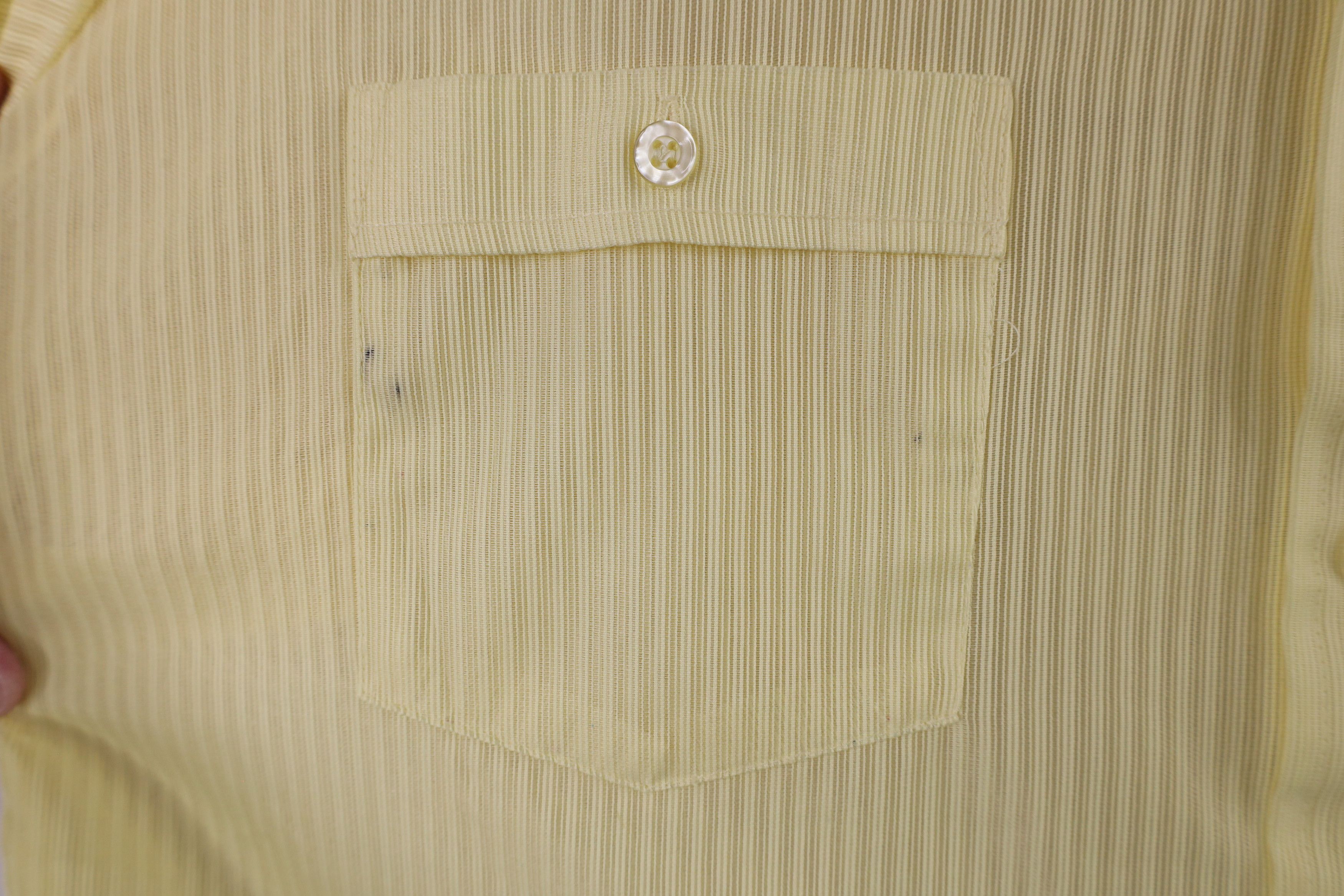 Vintage Vintage 70s Streetwear Knit Short Sleeve Button Shirt Size US L / EU 52-54 / 3 - 4 Thumbnail