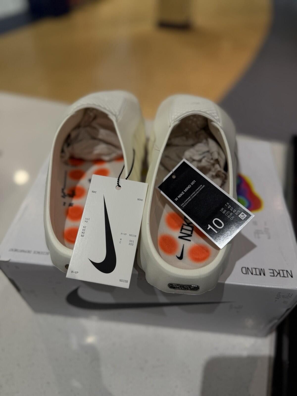 Nike Nike Mind 001 Slide (Women's "Sail" HQ4309-100 Size 10W/8.5M Size US 10 / IT 40 - 8 Thumbnail