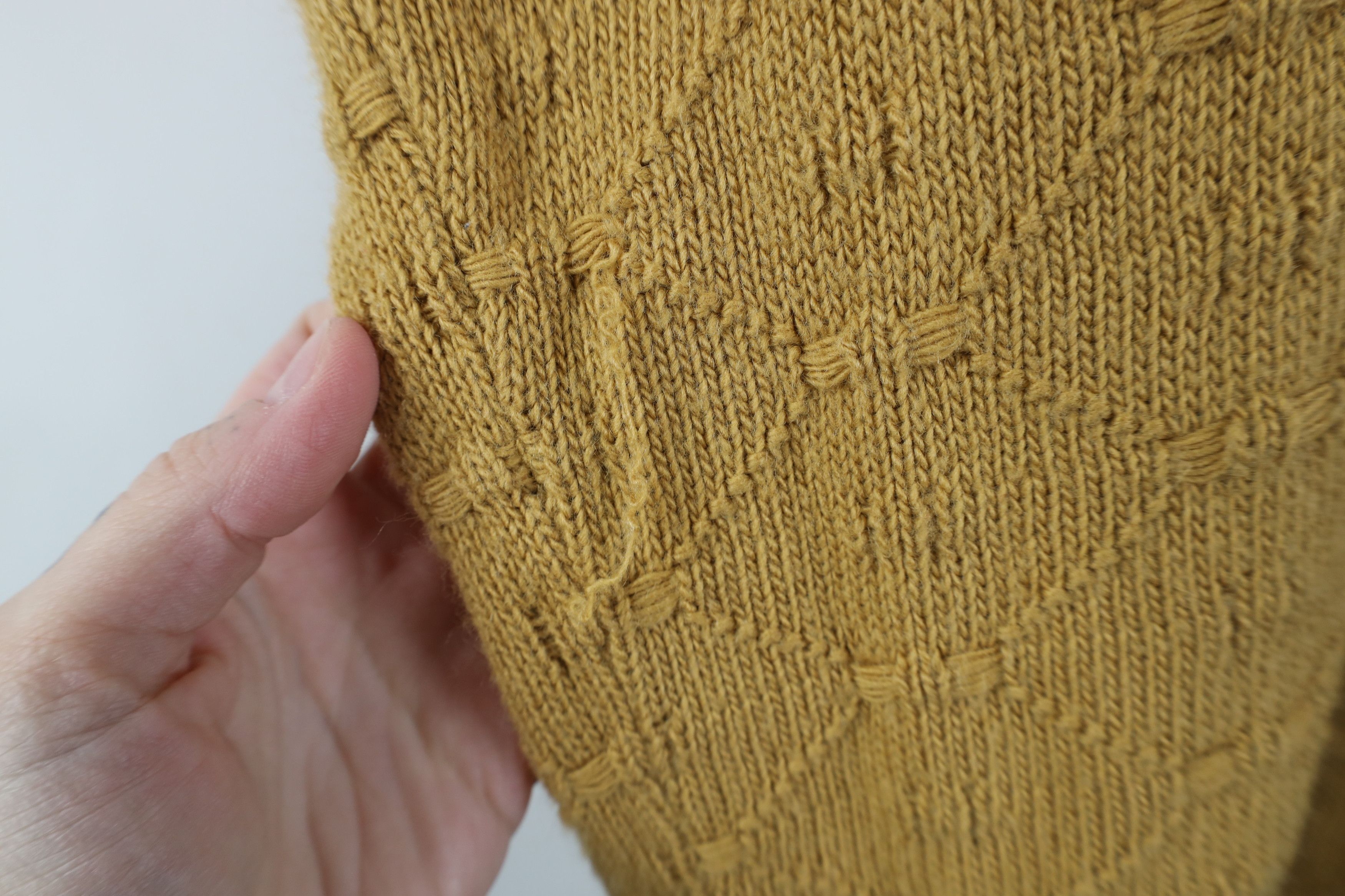 Vintage Vintage 90s Streetwear Knit Cardigan Sweater Vest Wheat USA Size XL / US 12-14 / IT 48-50 - 10 Thumbnail