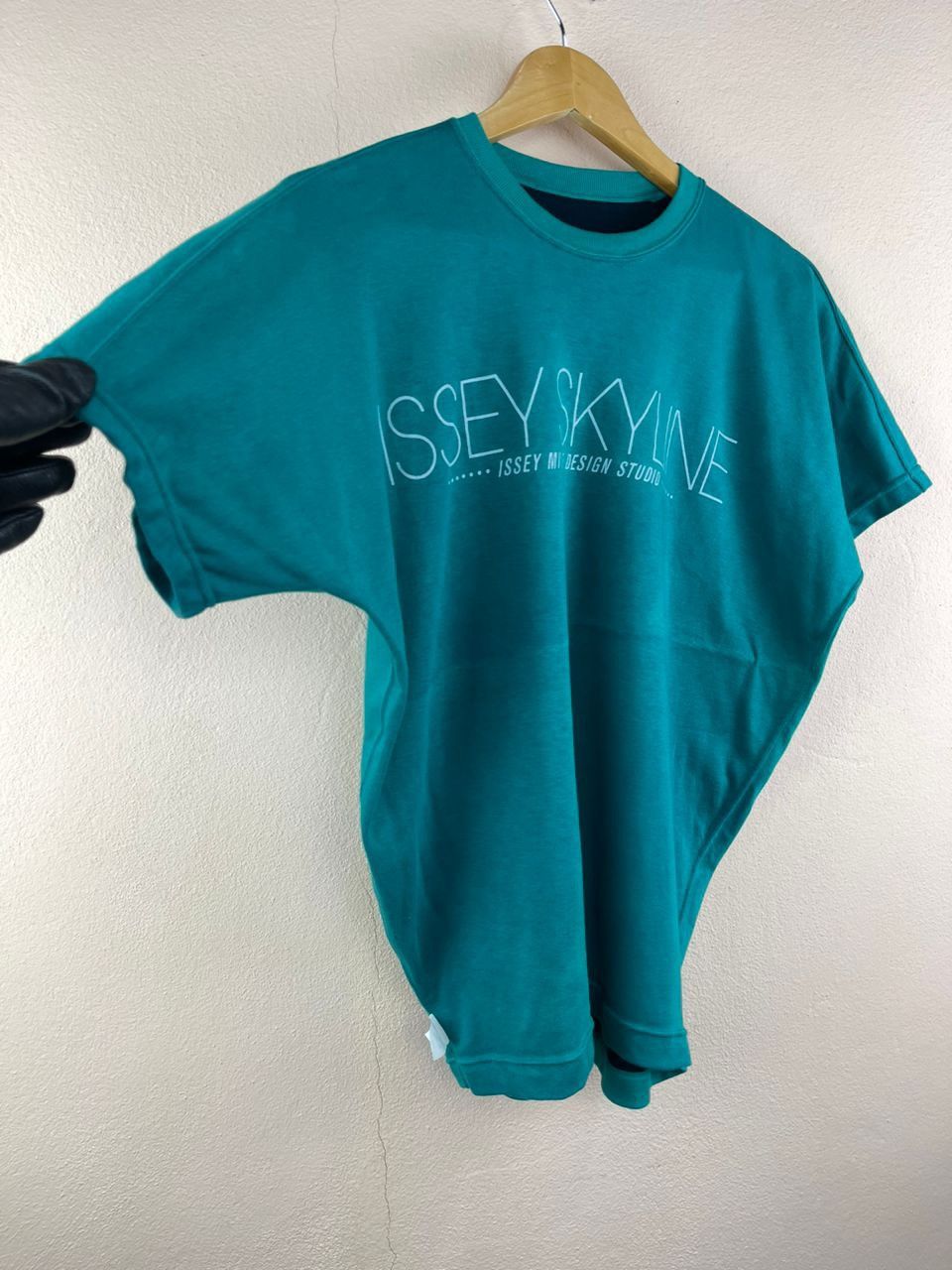 Designer × Issey Miyake × Japanese Brand Issey Skyline Issey Miyake Studio Iconic Logo Tee Size US L / EU 52-54 / 3 - 6 Thumbnail