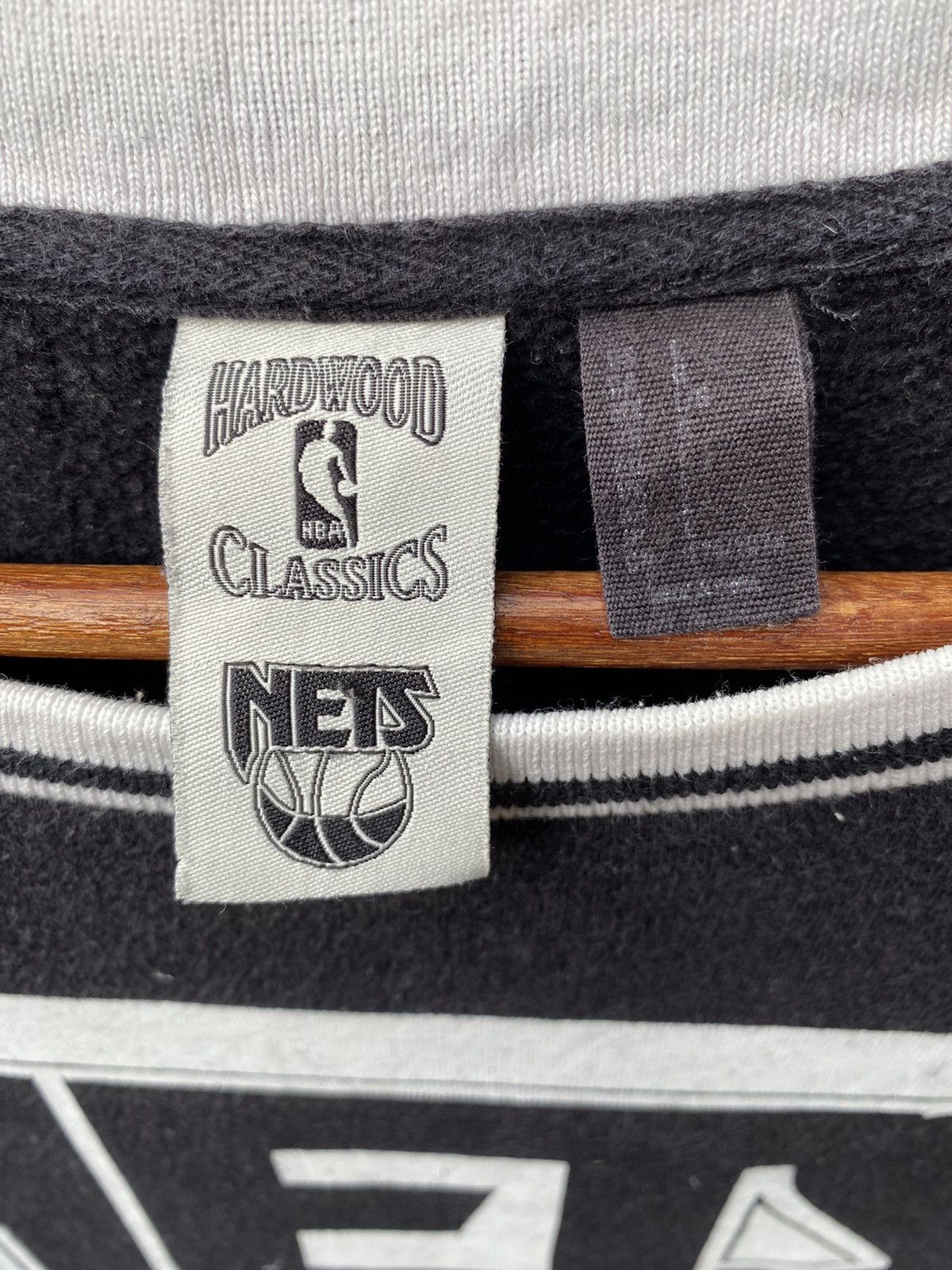 NBA Vintage NBA Nets Sweatshirt Big Logo Jumper Crewneck Size L Size US L / EU 52-54 / 3 - 8 Thumbnail