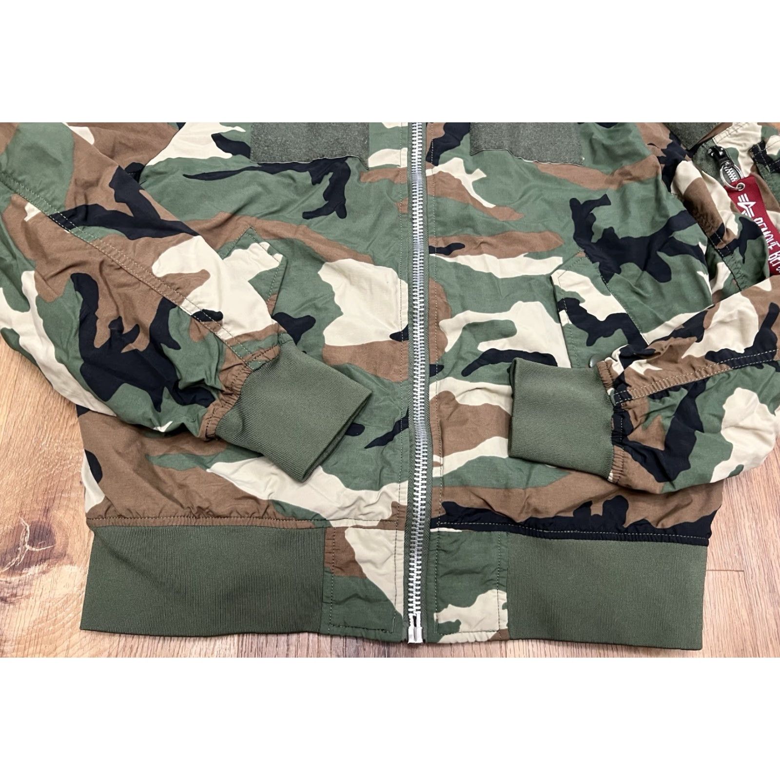 Alpha Industries VINTAGE Alpha Industries MA-1 Jackets Camouflage Reversible Bomber Jacket Men L Green Spring Fall Winter Reversible Pockets Zipper Size US L / EU 52-54 / 3 - 4 Thumbnail