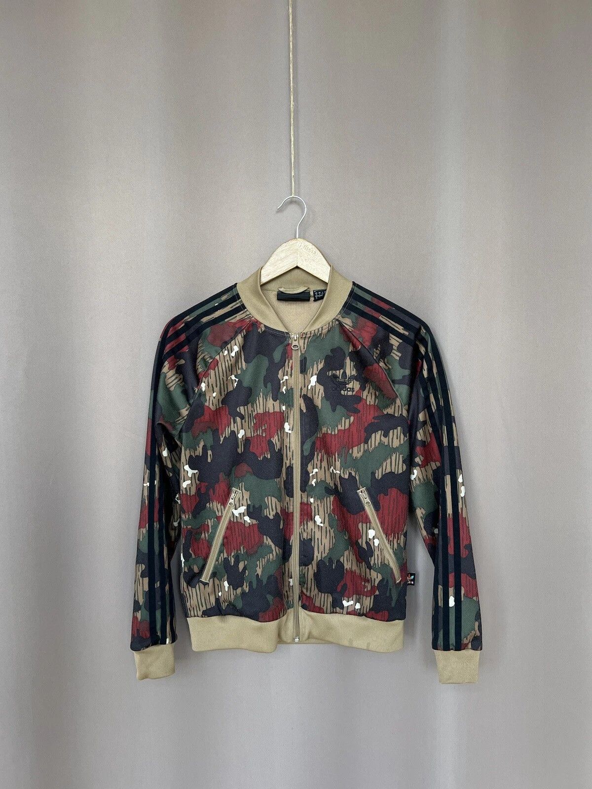 Adidas Adidas Pharrell Williams Track Jacket Camo Full Zip Mens S Size US S / EU 44-46 / 1 - 1 Thumbnail