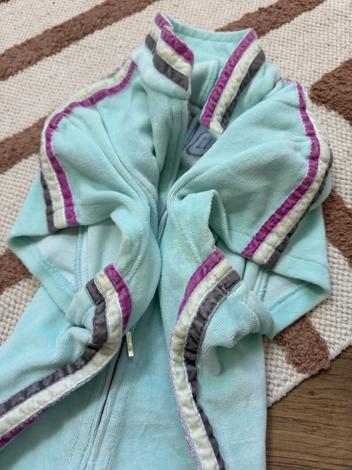 Vintage CUTE «ЧУБОЧЕК» VELOUR ROMPER OVERALLS Size S / US 4 / IT 40 - 4 Thumbnail