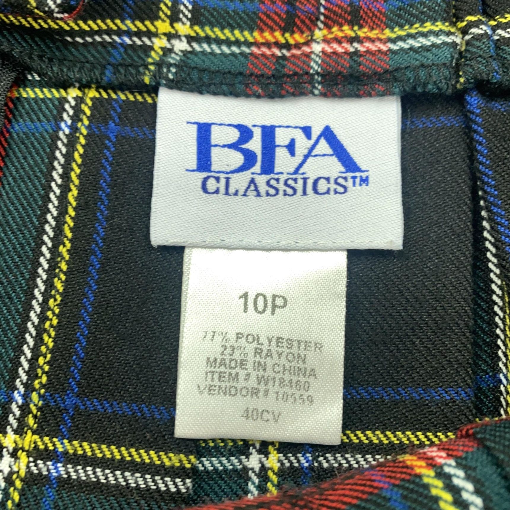 Vintage VINTAGE Plaid Midi Skirt Womens 10P Red Green Zip BFA Classics Size 32" / US 10 / IT 46 - 7 Thumbnail