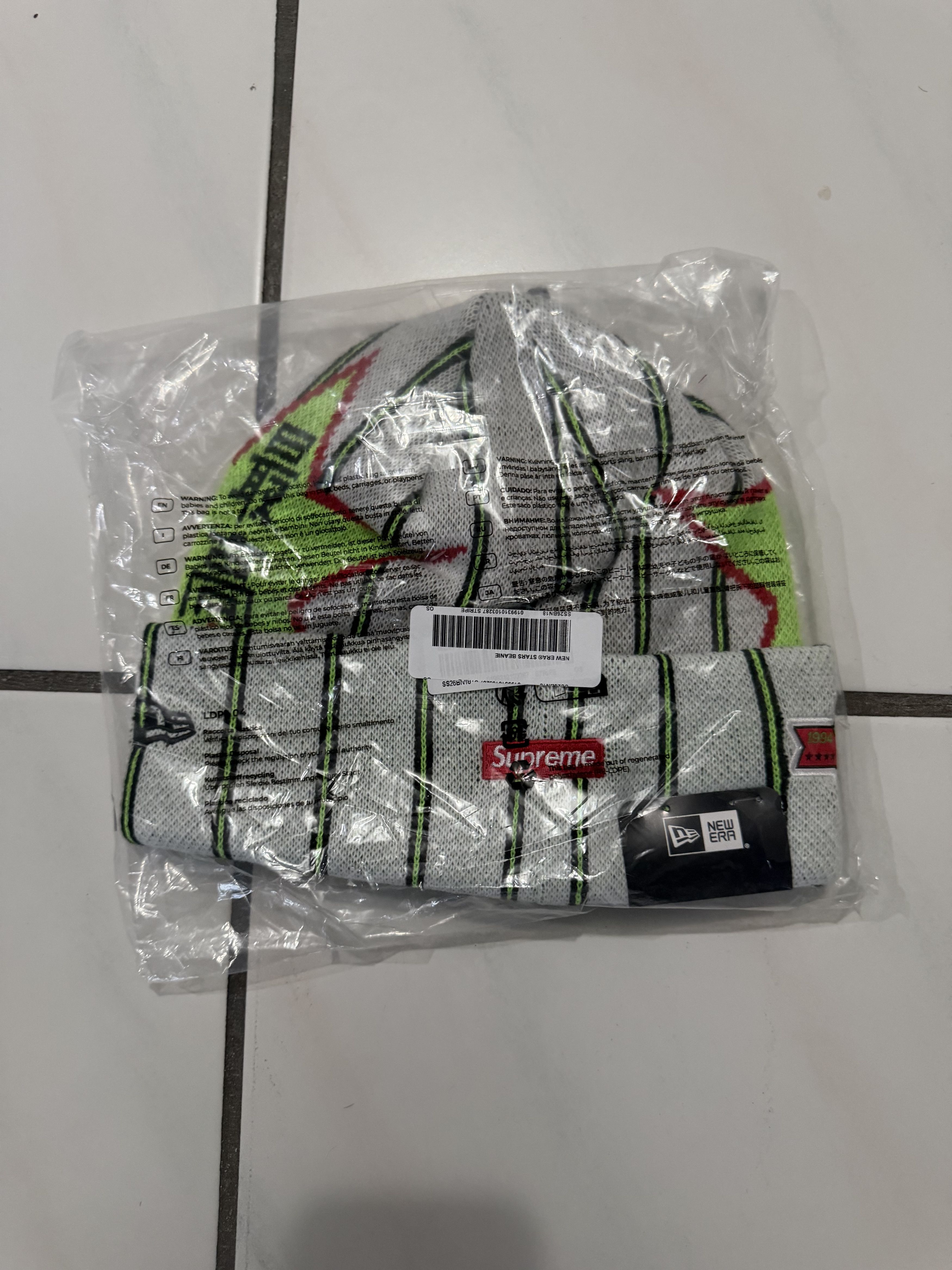 Supreme New Era Stars Beanie Size ONE SIZE - 2 Thumbnail