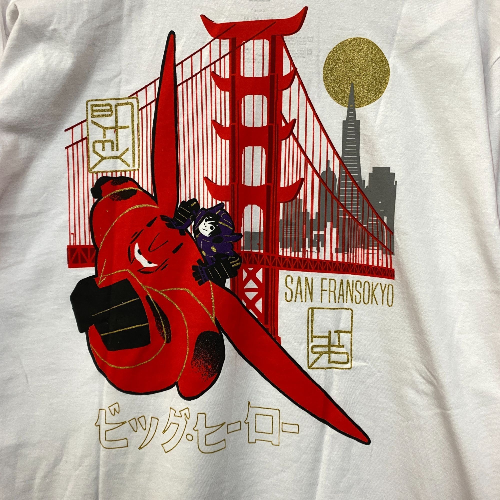 Disney Big hero 6 white LS shirt size medium Size US M / EU 48-50 / 2 - 2 Thumbnail