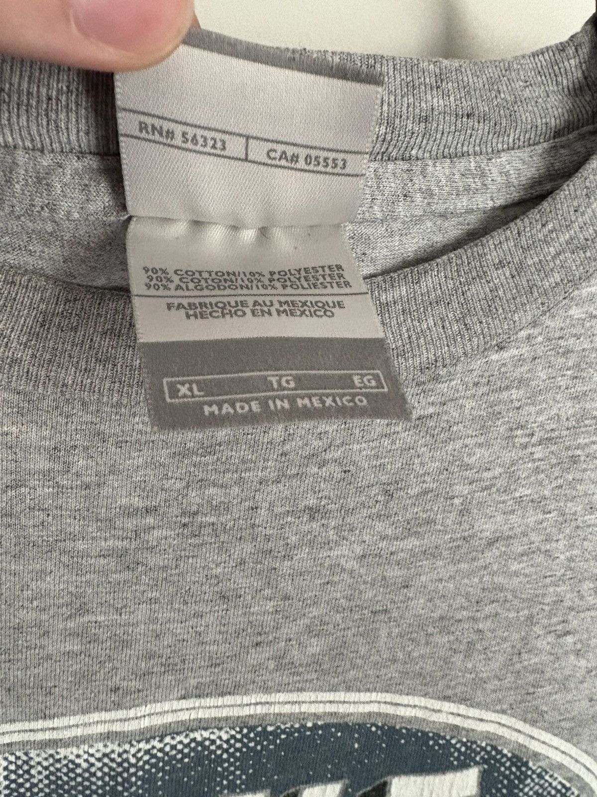 Nike Vintage Nike Sportswear Oval Logo Tee (Heather Gray, XL) Size US XL / EU 56 / 4 - 3 Thumbnail