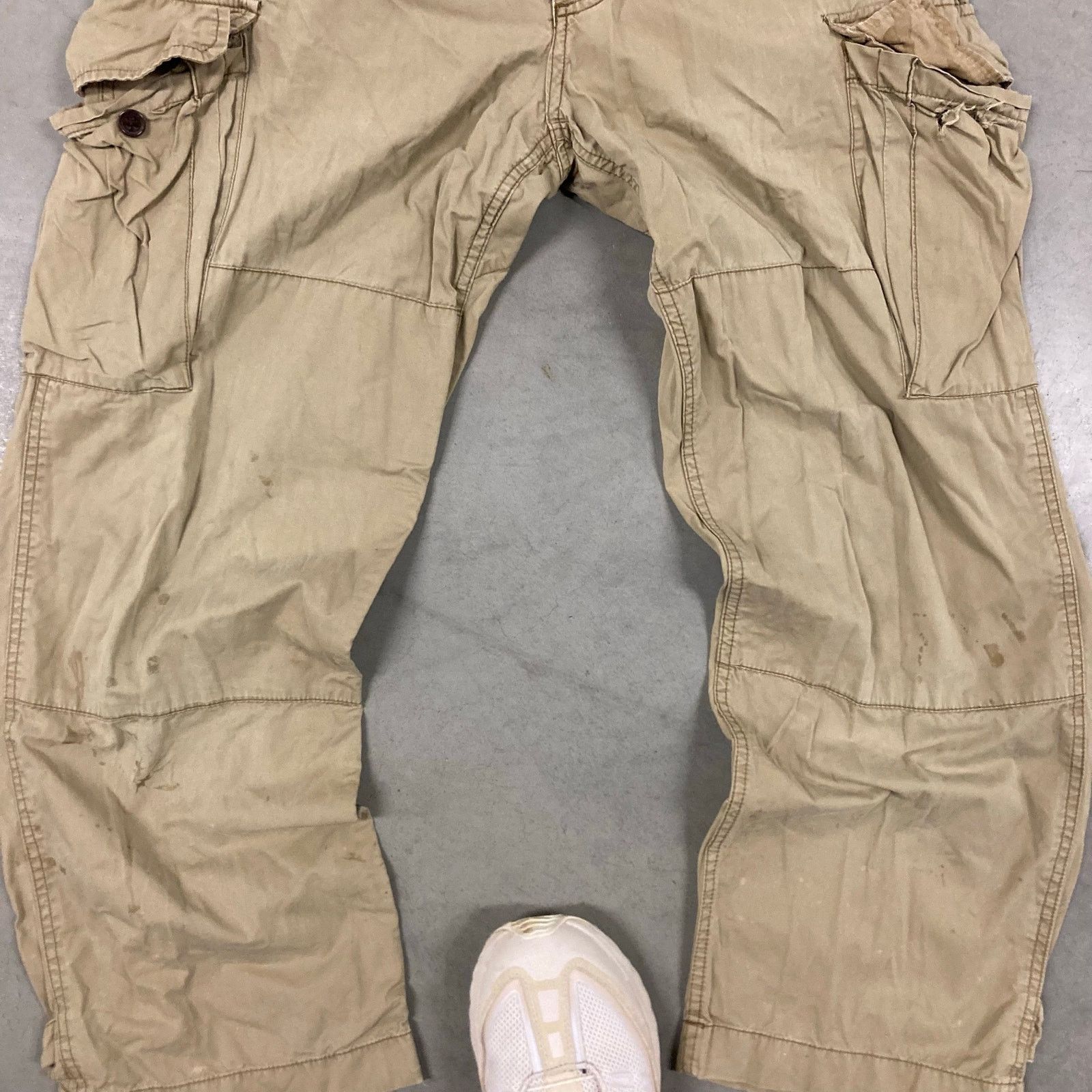 American Eagle Outfitters × Vintage vintage y2k distressed American eagle cargo pants 31x30 Size US 31 - 4 Thumbnail