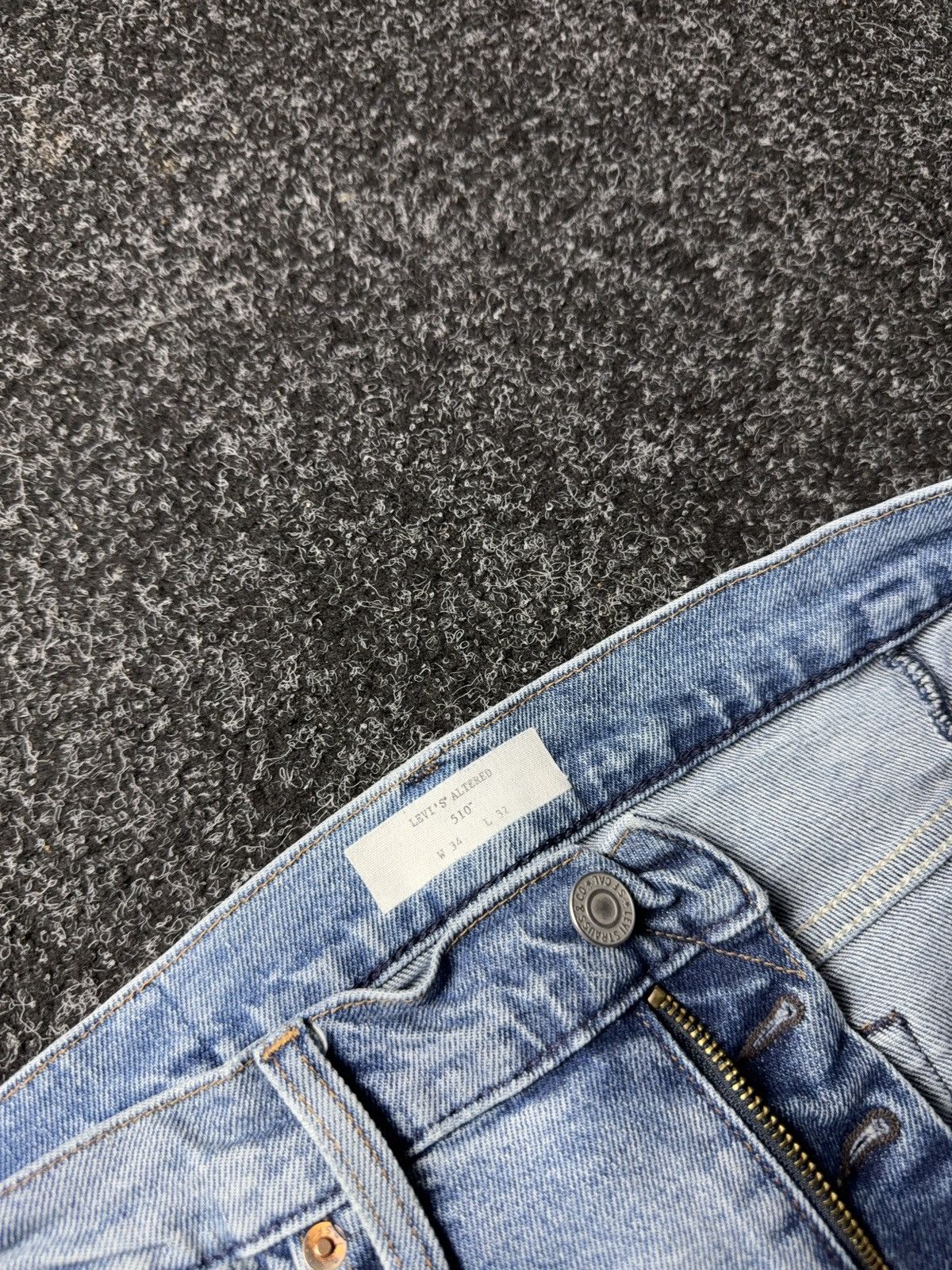 Levi's 00s Y2K Levi’s Altered 510 Skinny Jeans Light Wash Raw Hem Size US 34 / EU 50 - 9 Thumbnail