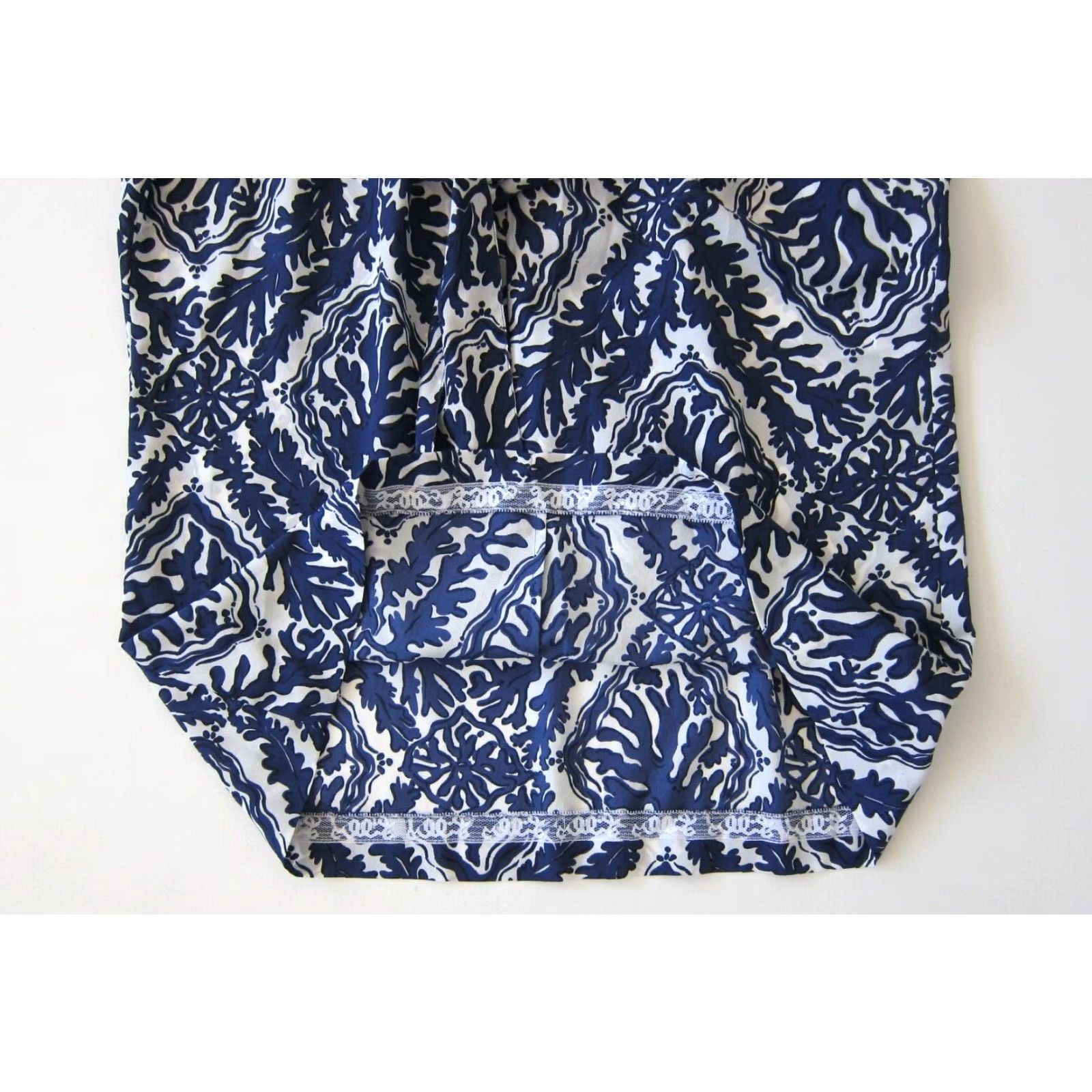 Lilly Pulitzer Lilly Pulitzer Blue White Floral V-Neck 3/4 Sleeve Beaded Tunic Shirt Dress S Size S / US 4 / IT 40 - 7 Thumbnail