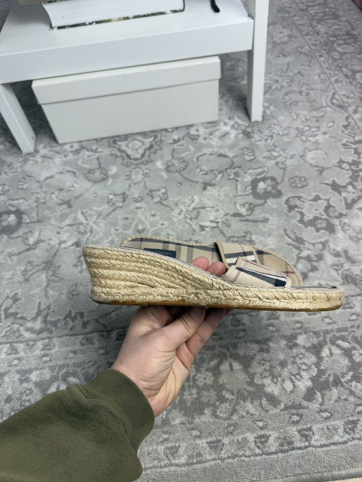 Burberry × Designer × Vintage Vintage y2k Burberry nova check slippers mules US10 designer Size US 10 / IT 40 - 10 Thumbnail