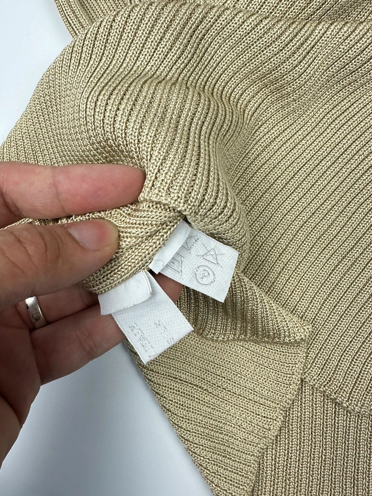 Prada Prada Milano SS1998 Silk Beige Gold Boat Neck Sweater Size M / US 6-8 / IT 42-44 - 6 Thumbnail