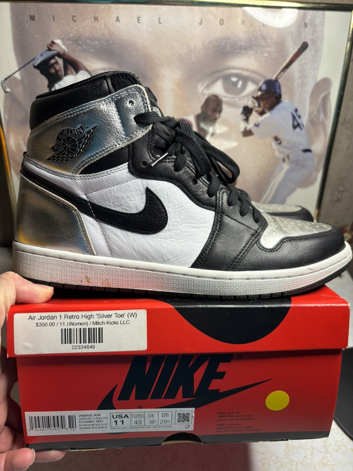 Jordan Brand Air Jordan 1 Retro High silver toe Size US 9.5 / EU 42-43 - 1 Thumbnail
