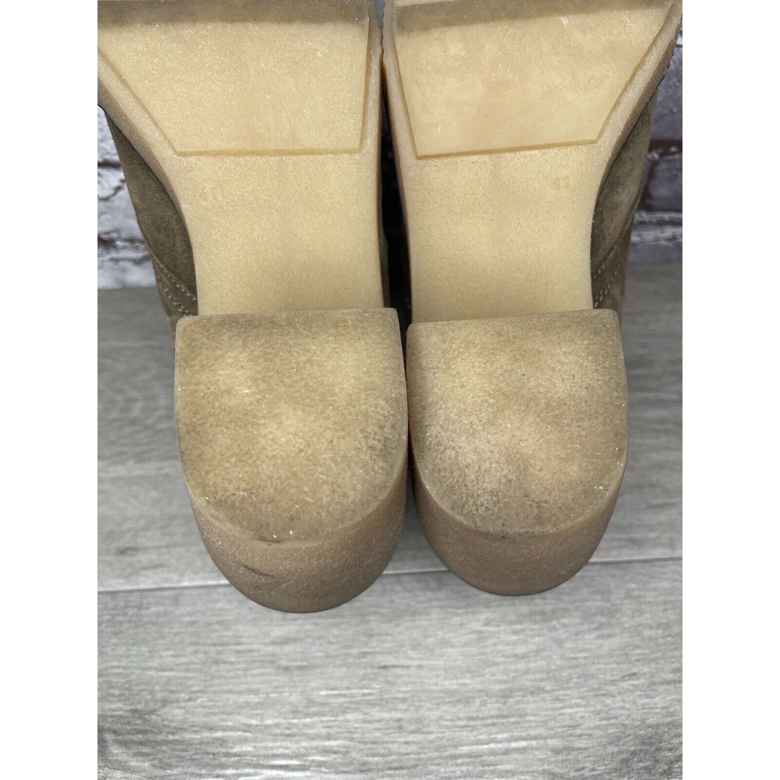 Other TONI PONS Winter Taupe Suede Ankle High Top Lace Heel Bootie Size US 10.5 / IT 40.5 - 8 Thumbnail