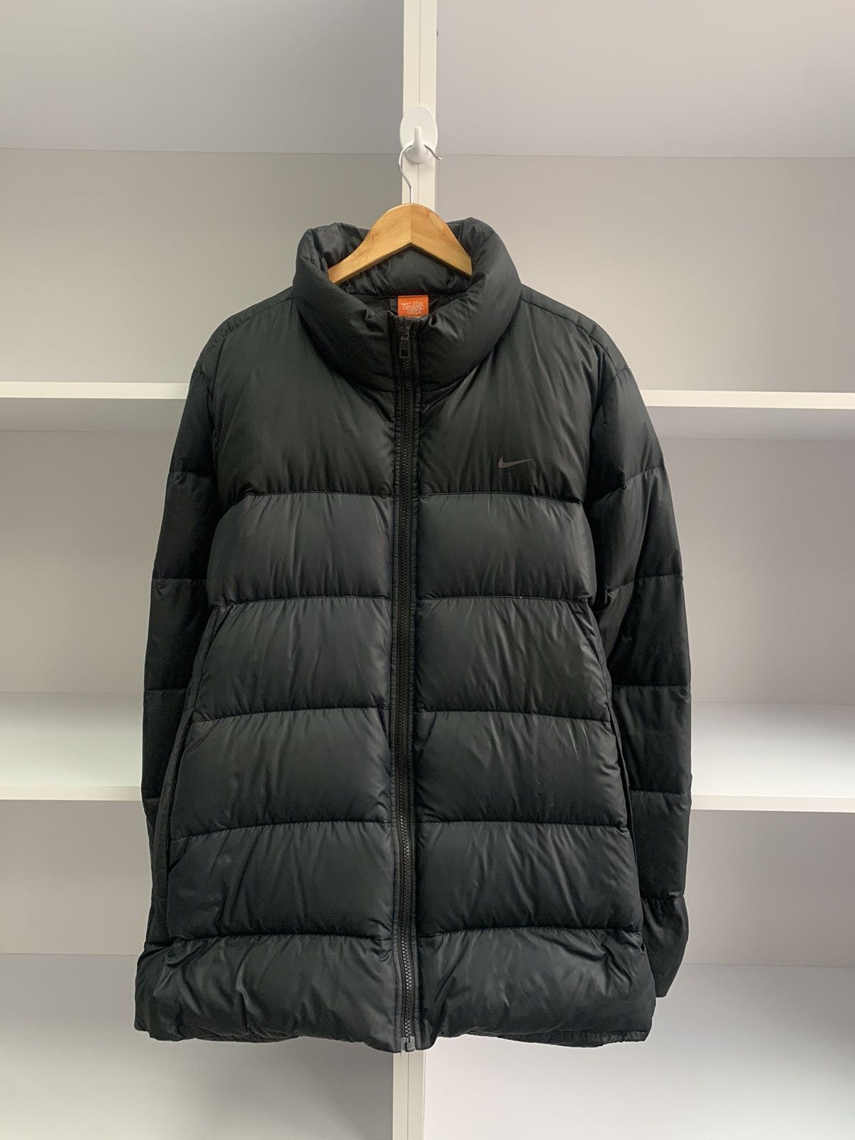 image of Nike Puffer Jacket Y2K Style in Black, Men's (Size XL)