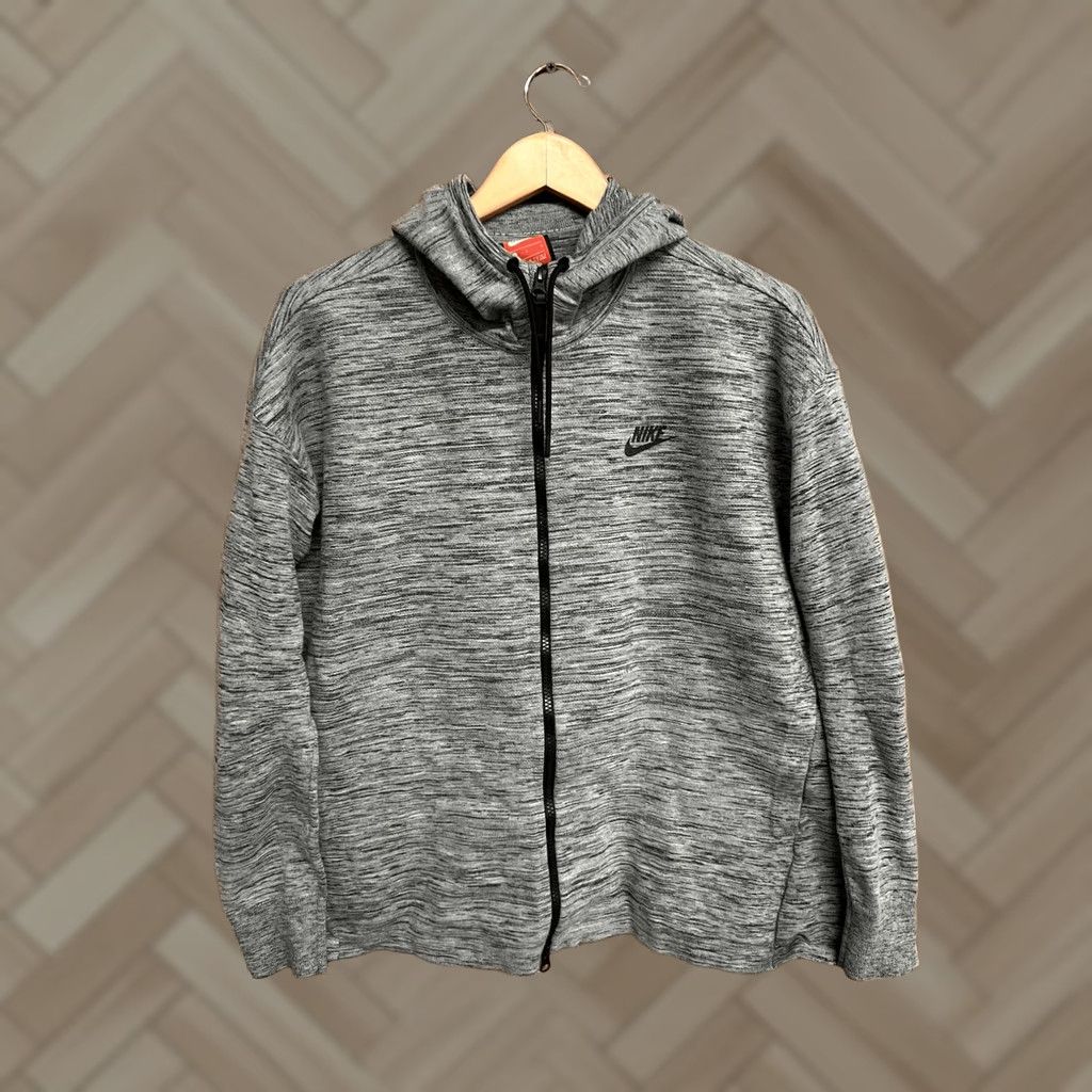 Nike Nike Sportswear Tech Knit Jacket Women's Gray Obsidian L Slimming Full Zip Breathable Lightweight All Seasons Pockets Size L / US 10 / IT 46 - 1 Thumbnail