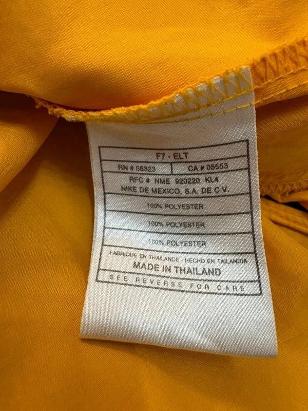 Nike ACG Nike ACG Rare Vintage Anorak Jacket Nylon Windbreaker size S Size US S / EU 44-46 / 1 - 16 Thumbnail