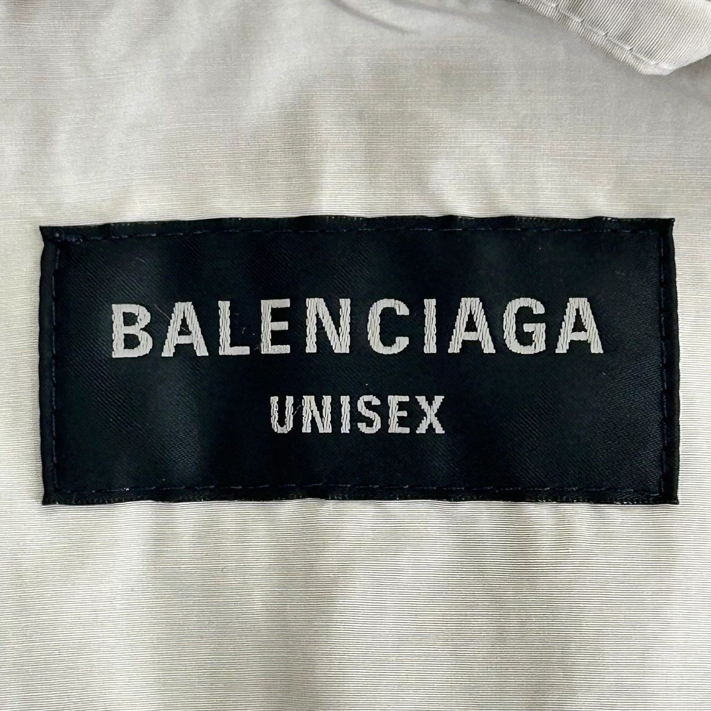Balenciaga Balenciaga SS23 Ivory Lapel Zip Jacket /3 Size US L / EU 52-54 / 3 - 3 Thumbnail