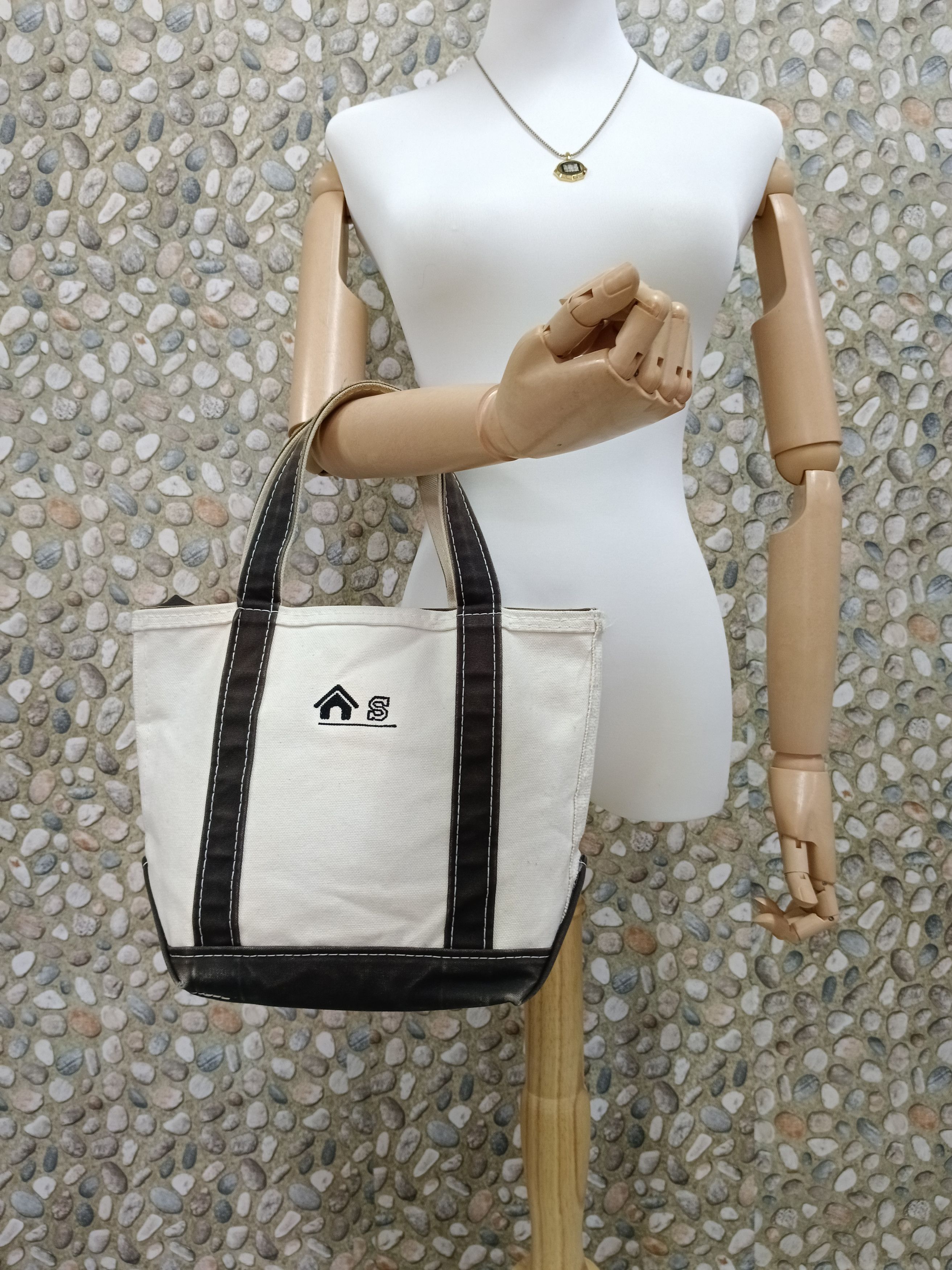 L.L. Bean DISTRESSED VINTGE L.L BEAN HARD CANVAS TOTE BAG Size ONE SIZE - 1 Thumbnail