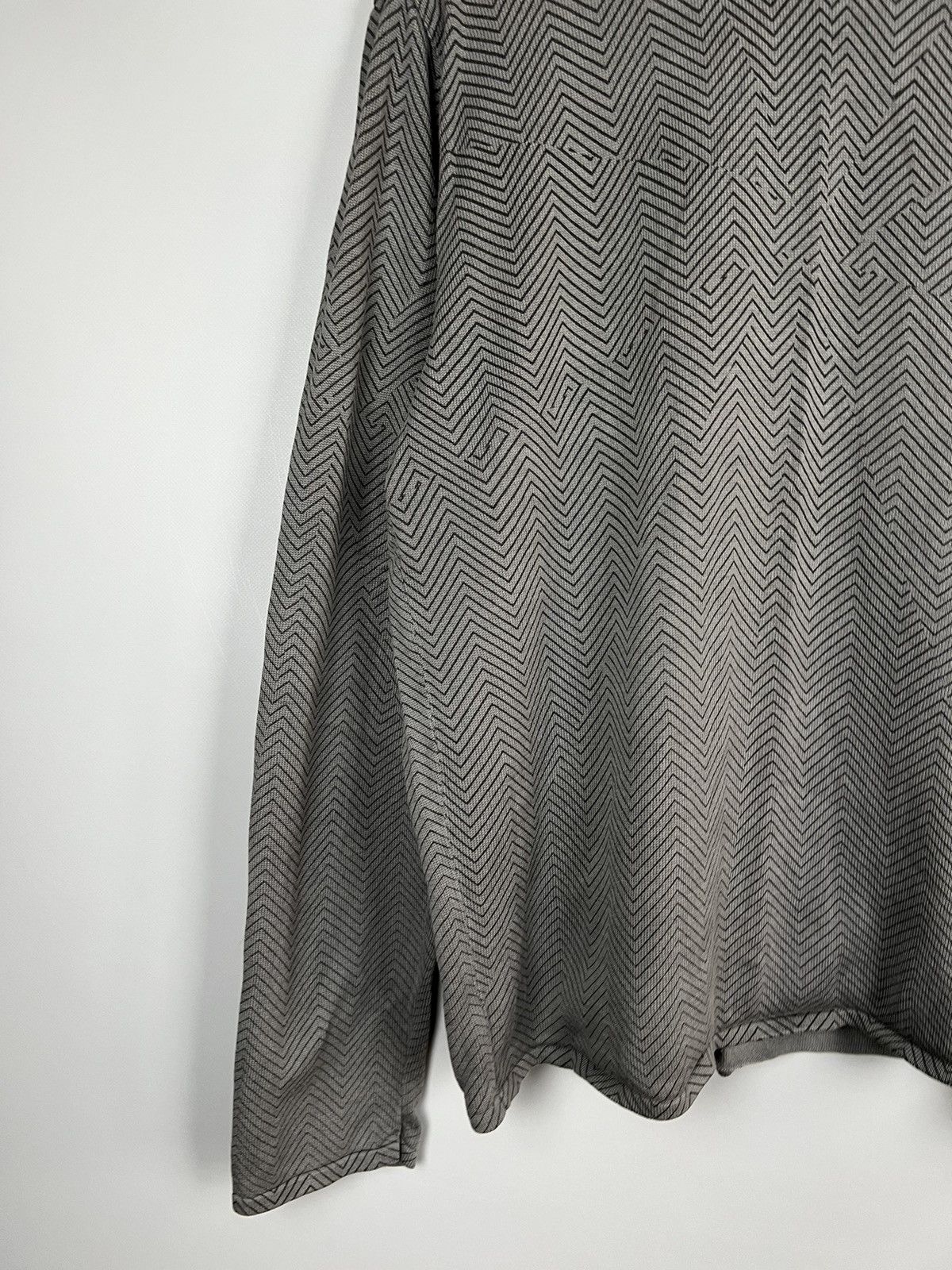 Giorgio Armani Giorgio Armani sweatshirt asymmetrical geometric print Size US M / EU 48-50 / 2 - 3 Thumbnail