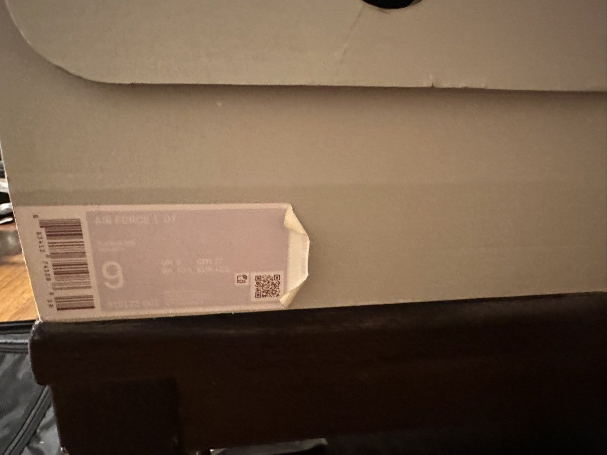 Nike Nike Air Force 1 High – Triple White (With Box) Size US 9 / EU 42 - 6 Thumbnail