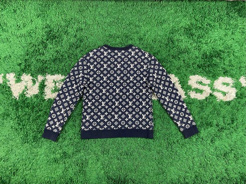 Louis Vuitton Louis Vuitton Old flower full LOGO knitted sweatshirt Size US M / EU 48-50 / 2 - 2 Thumbnail