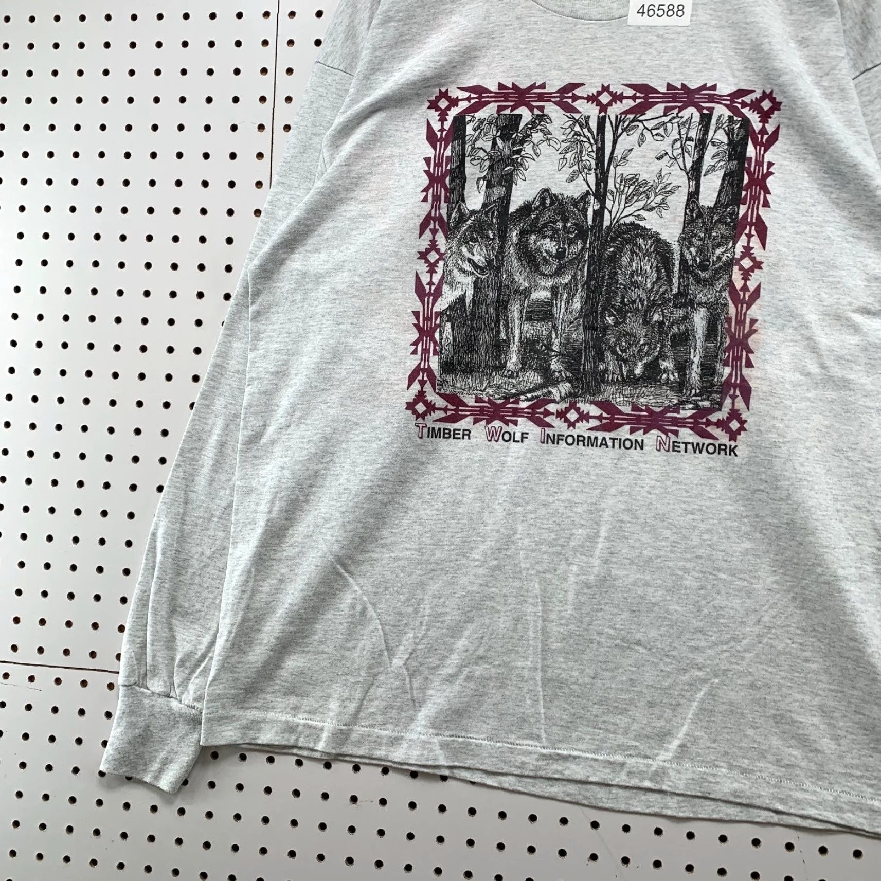 Fruit Of The Loom VINTAGE Timber Wolves Nature Shirt Mens XL Gray Single Stitch Long Sleeve USA Size US XL / EU 56 / 4 - 5 Thumbnail