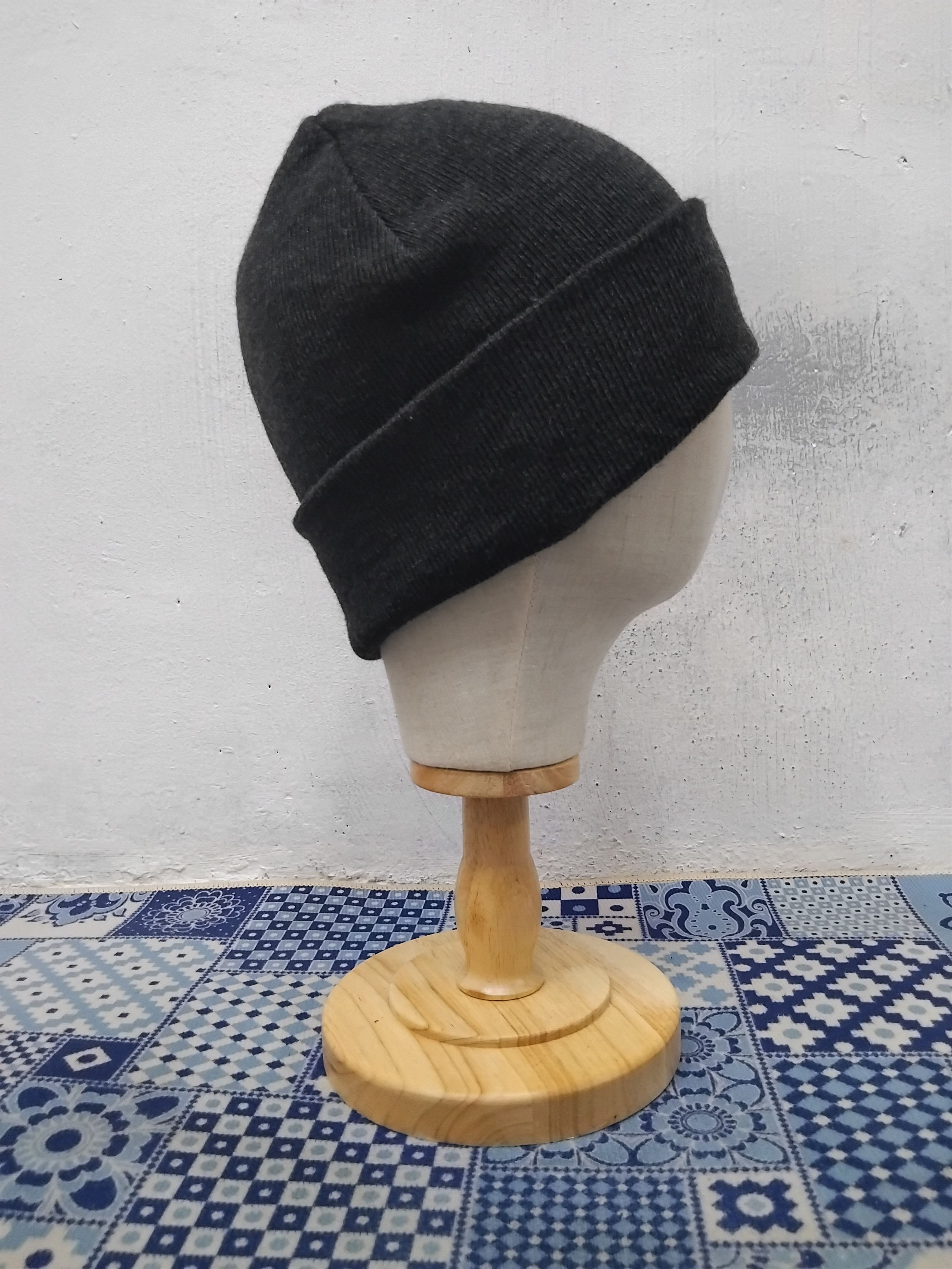 Japanese Brand 💥Uniqlo grey colour beanie hat Size ONE SIZE - 6 Thumbnail