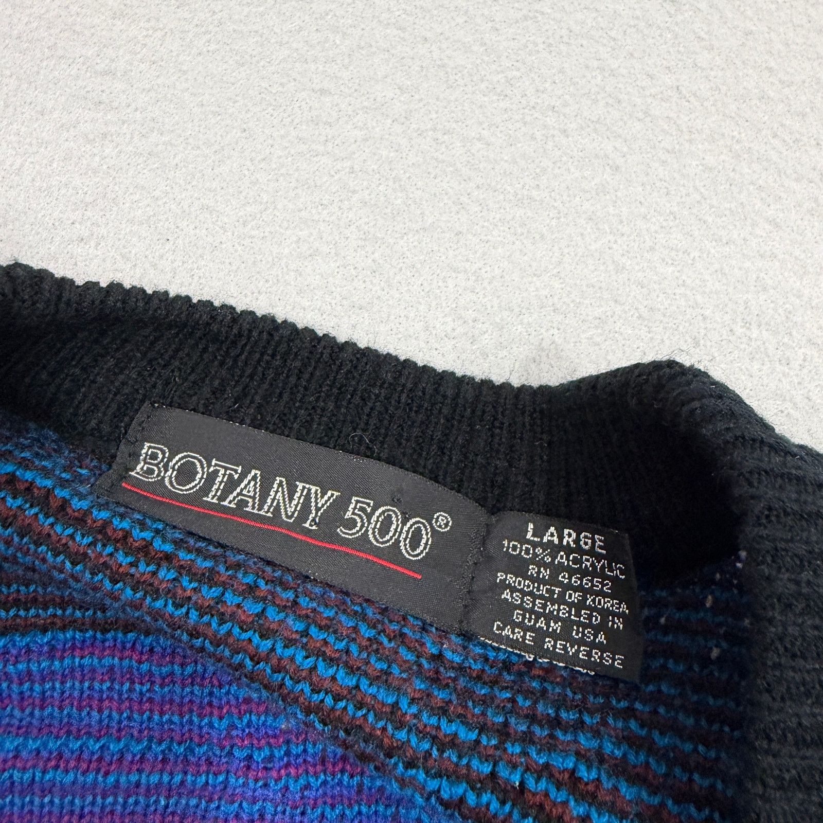 Vintage Vintage Botany 500 Geometric Knit Cardigan Sweater Large Size US L / EU 52-54 / 3 - 4 Thumbnail