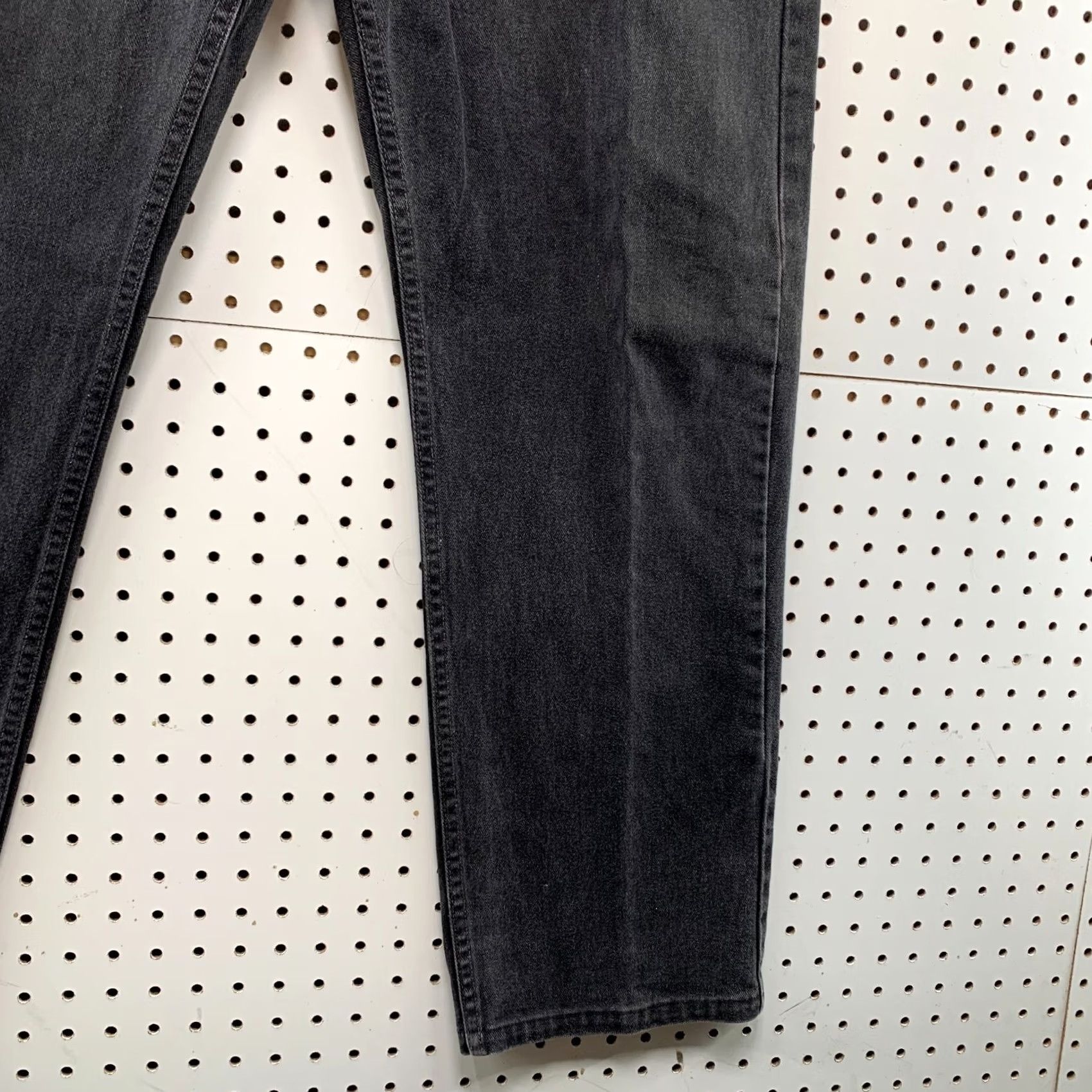 Levi's VINTAGE Levi's 505 Black Denim Jeans Size 40x32 FIts 38x31 Faded Straight Men Jeans 90s Levi's 500 Series Size US 40 / EU 56 - 4 Thumbnail