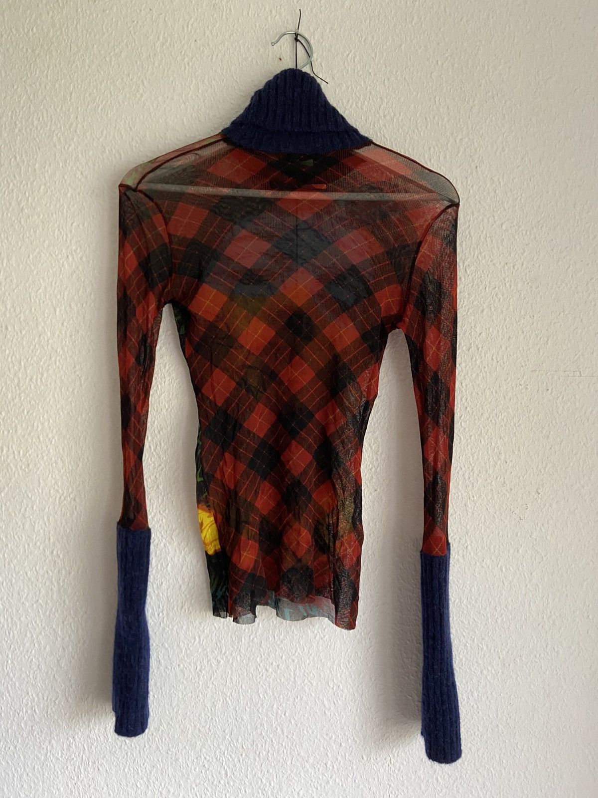 Jean Paul Gaultier Jean Paul Gaultier FW1998 Ukraine Face Mesh Size S / US 4 / IT 40 - 2 Thumbnail
