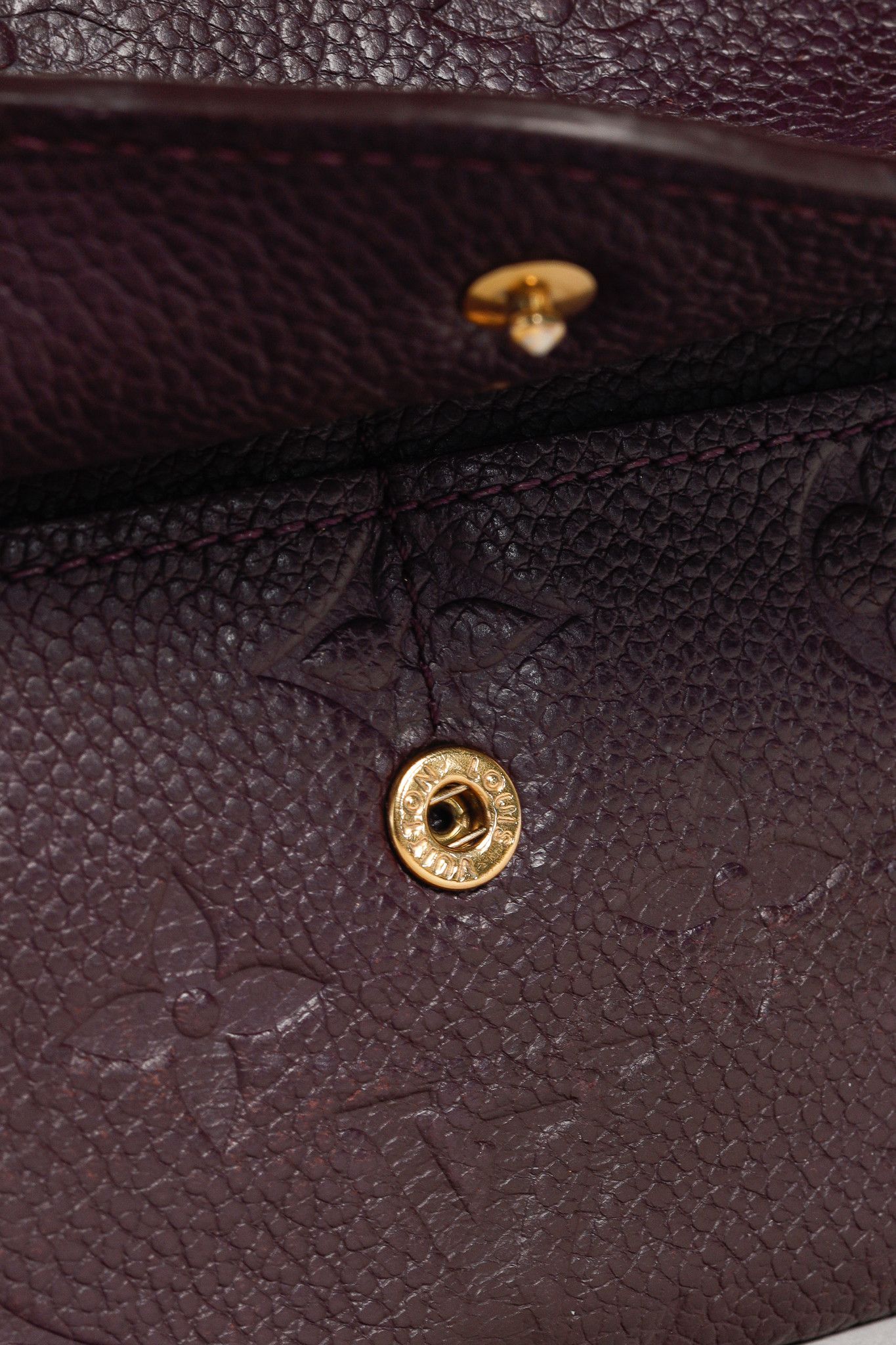 Louis Vuitton Louis Vuitton Curieuse Empreinte Leather Envelope Wallet Size ONE SIZE - 7 Thumbnail