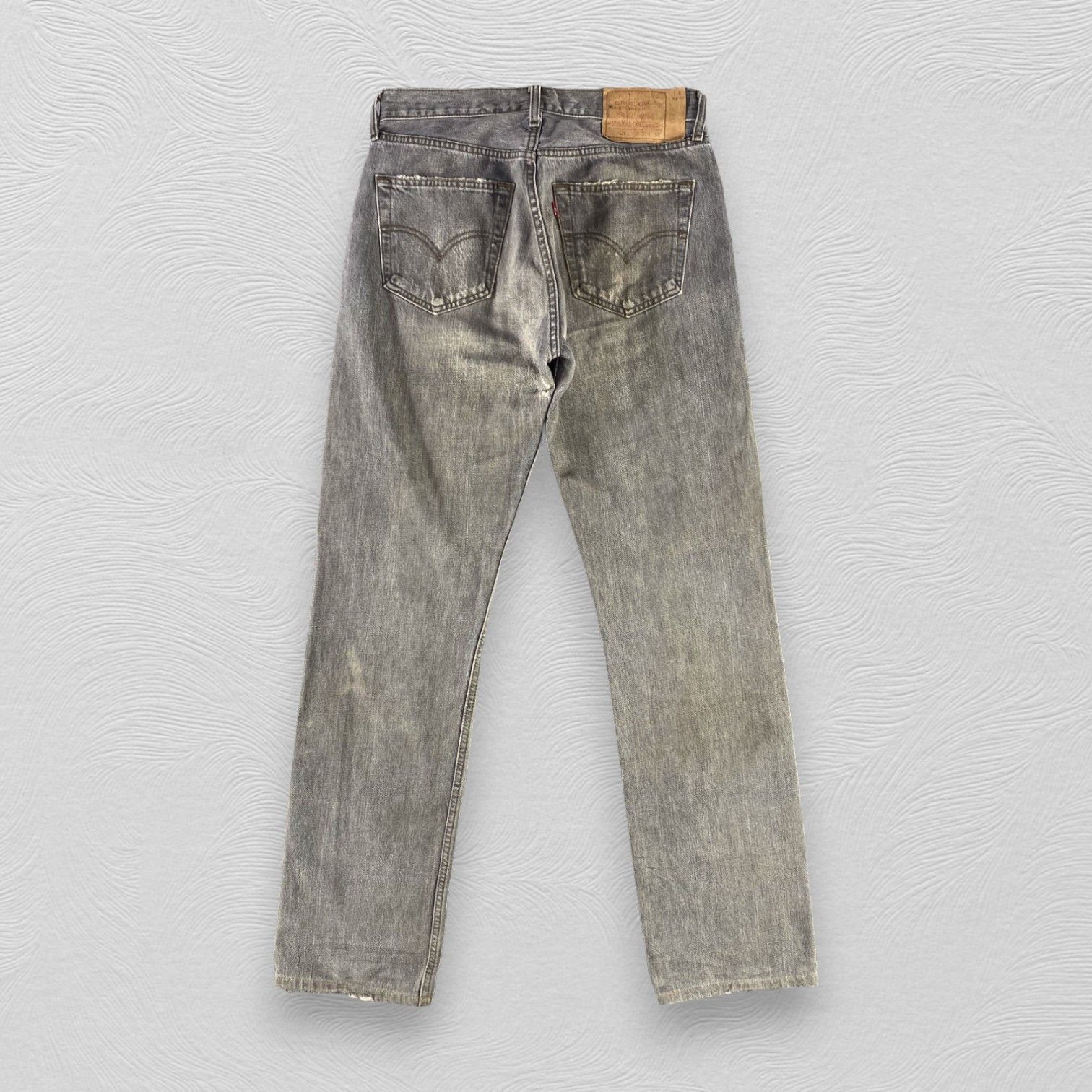Levi's Vintage Levis 501 Jeans Faded Gray Denim KJ3369 Size US 30 / EU 46 - 2 Thumbnail