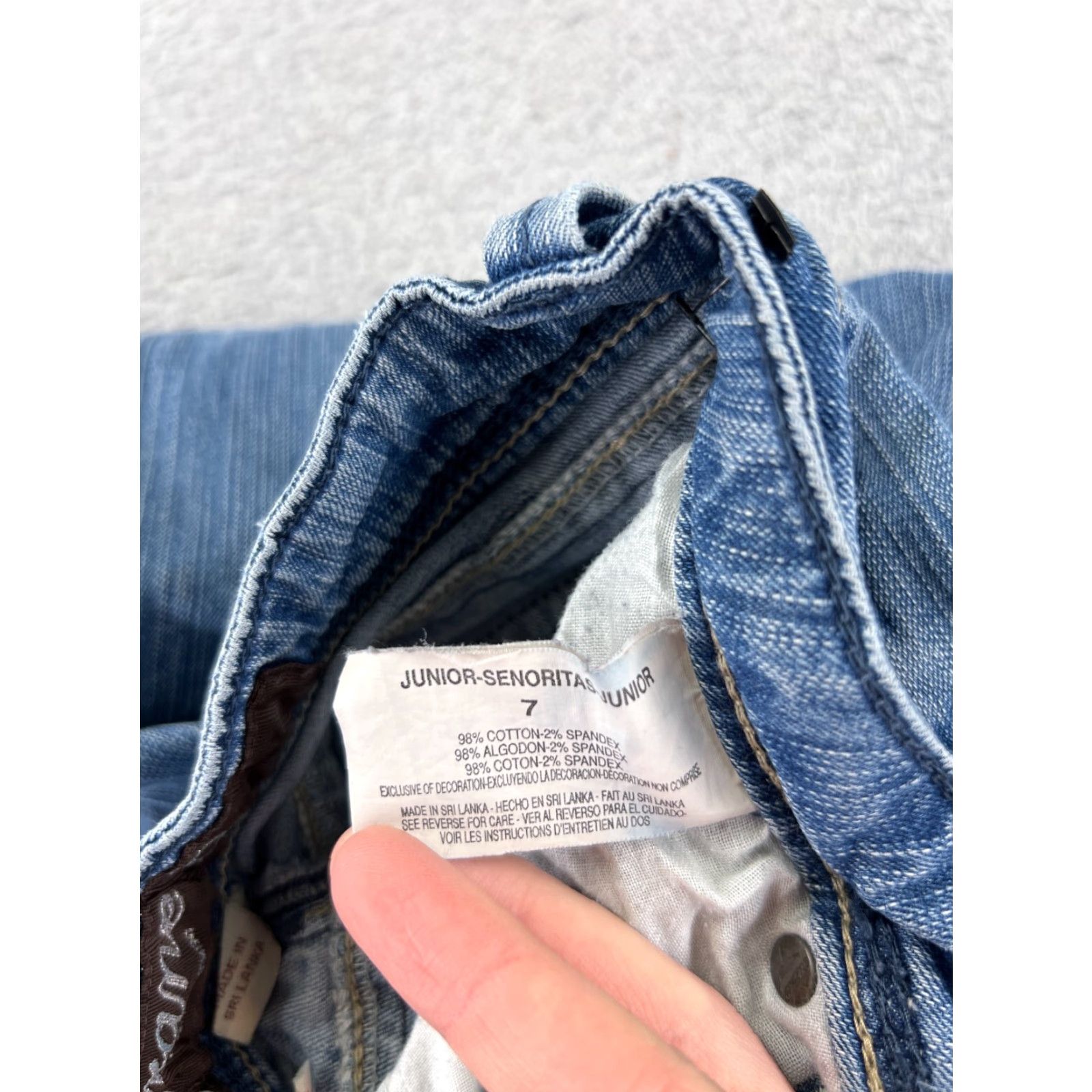 Vintage Crane Jeans Juniors 7 Blue Denim Flared Low Rise 24x29 Cotton Blend 5-Pocket Distressed Vintage No Size 28" / US 6 / IT 42 - 7 Thumbnail