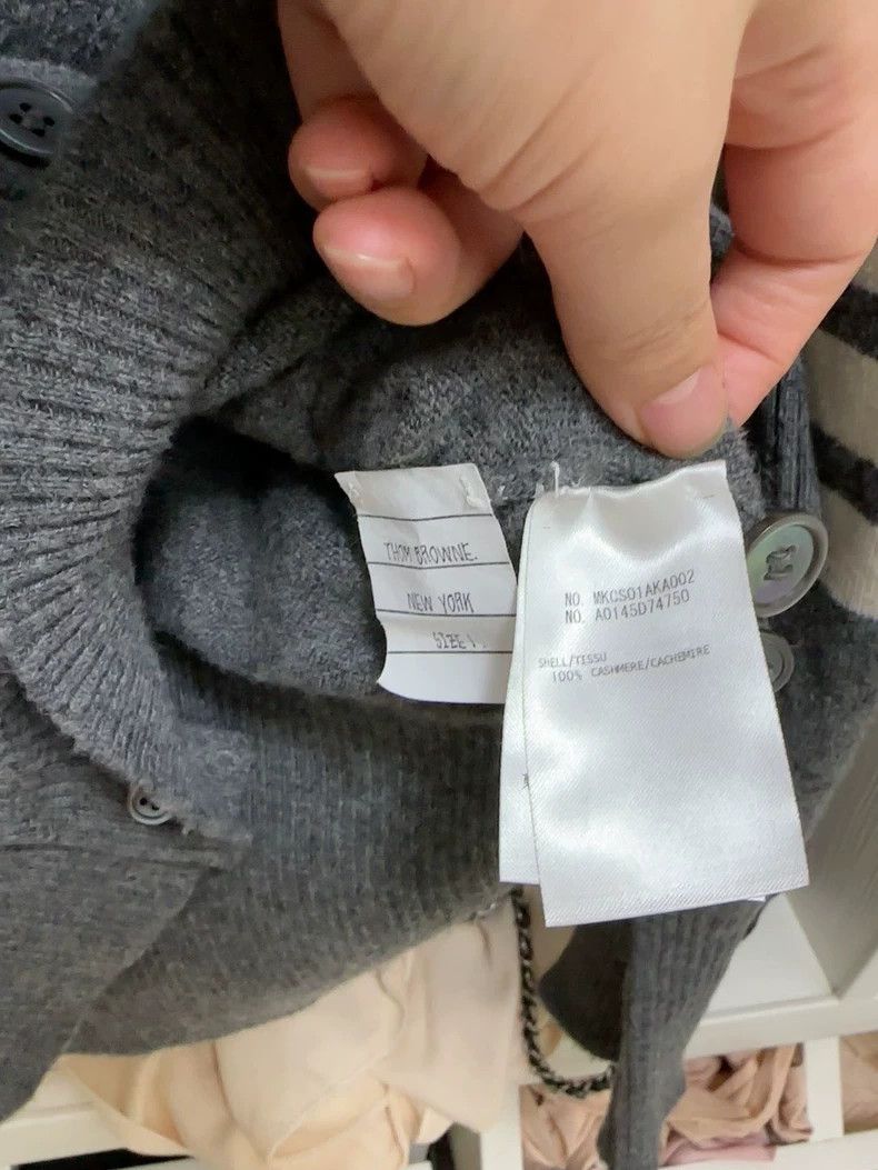 Thom Browne Thom BrowneGray cashmere cardigan jacket 2503-Nextarrow Size US S / EU 44-46 / 1 - 4 Thumbnail