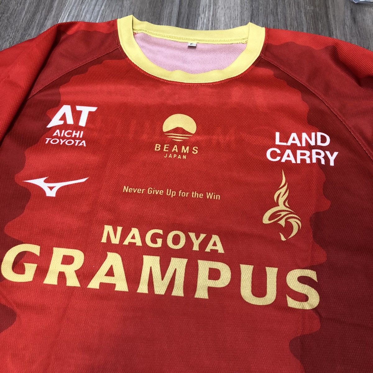 Mizuno Nagoya Grampus Eight 2024 supporter jersey Size US L / EU 52-54 / 3 - 3 Thumbnail