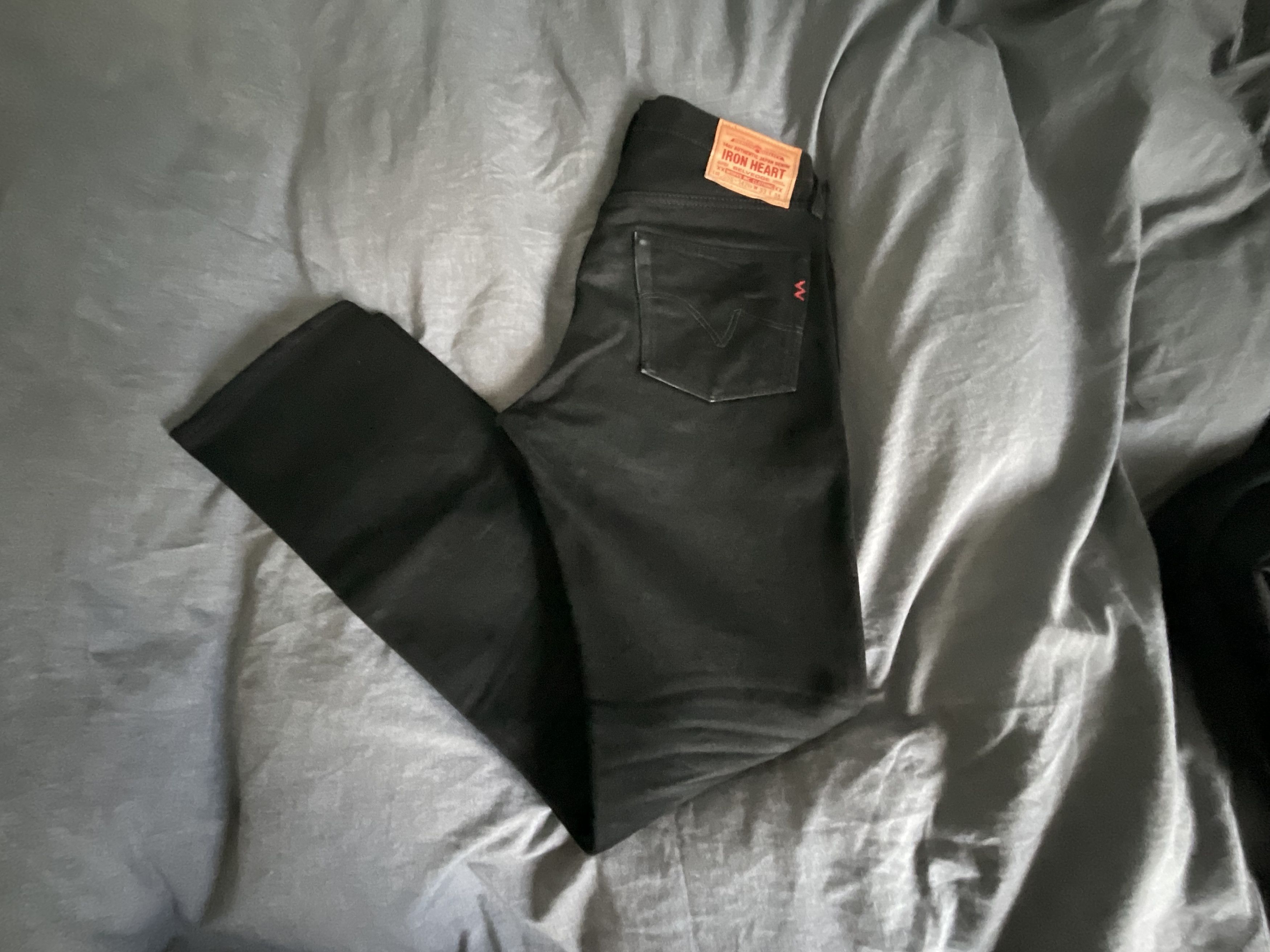 Iron Heart Iron Heart 14oz Selvedge Jeans IH 555S 142 bbBlack/Black Size US 33 - 2 Thumbnail