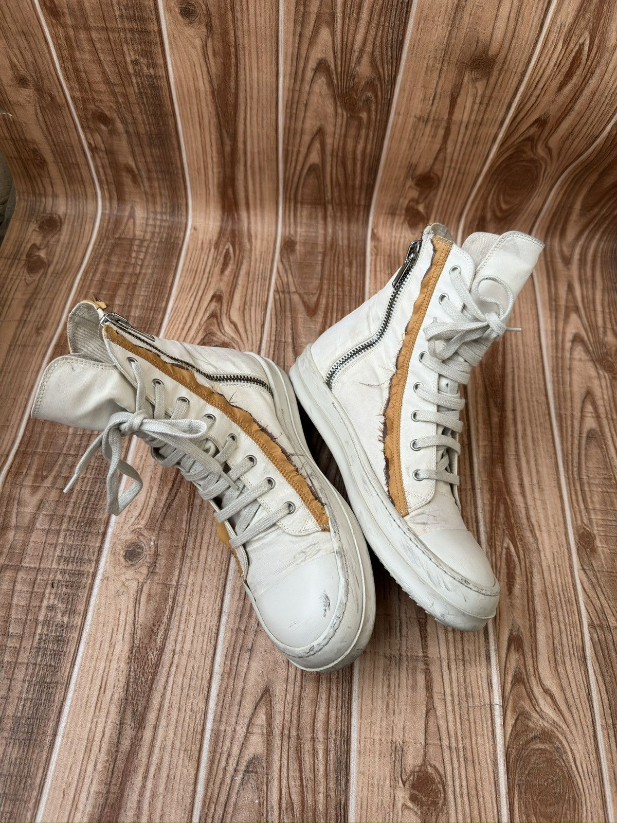 Rick Owens RARE* Rick Owens DRKSHDW Sneaks CHALK WHITE Hightop Sneaks Size US 8.5 / EU 41-42 - 5 Thumbnail