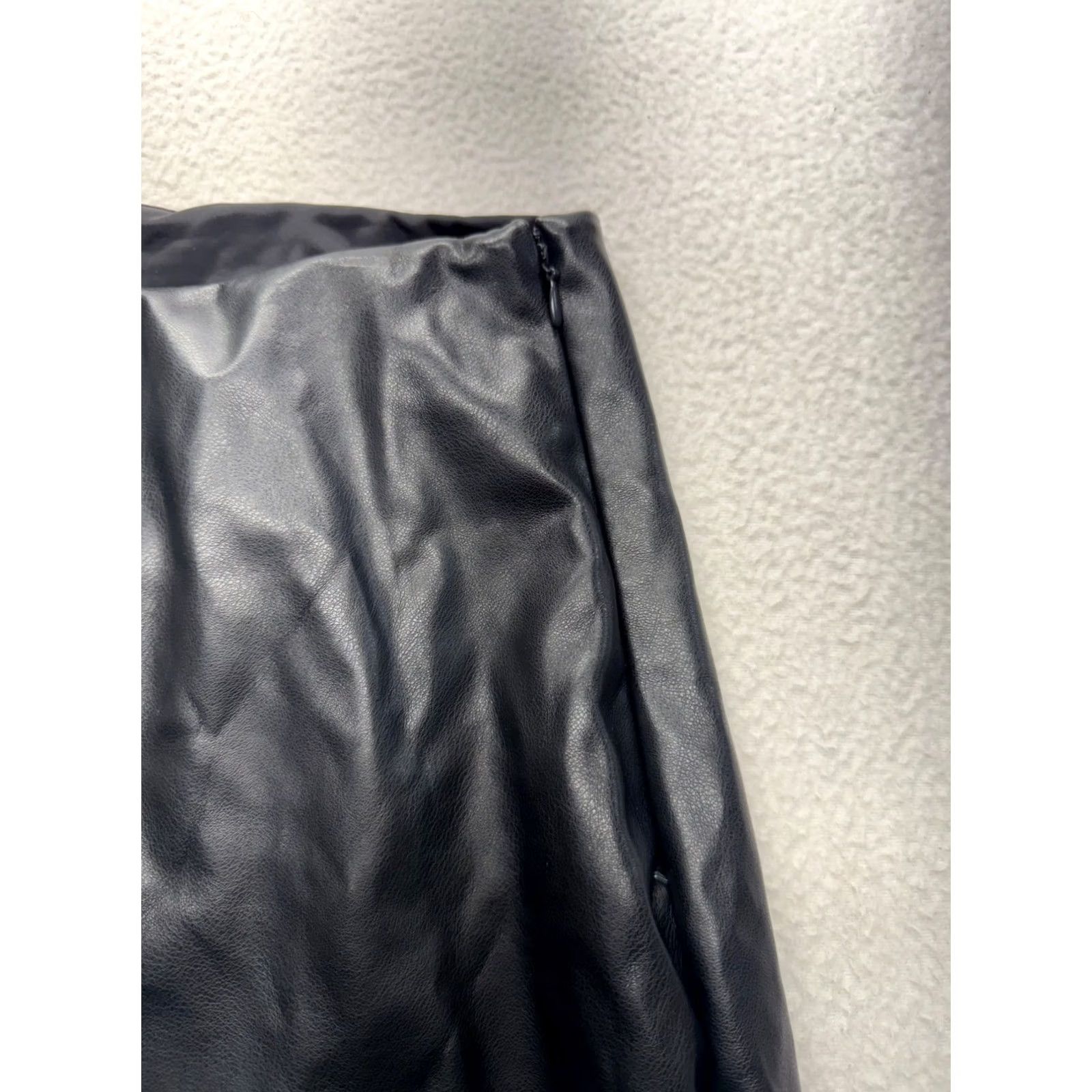 Fabletics Fabletics 2X Black Faux Leather HighRise Pants Stretchy Comfort Women Plus Size 2X Size 40" / US 18 - 3 Thumbnail