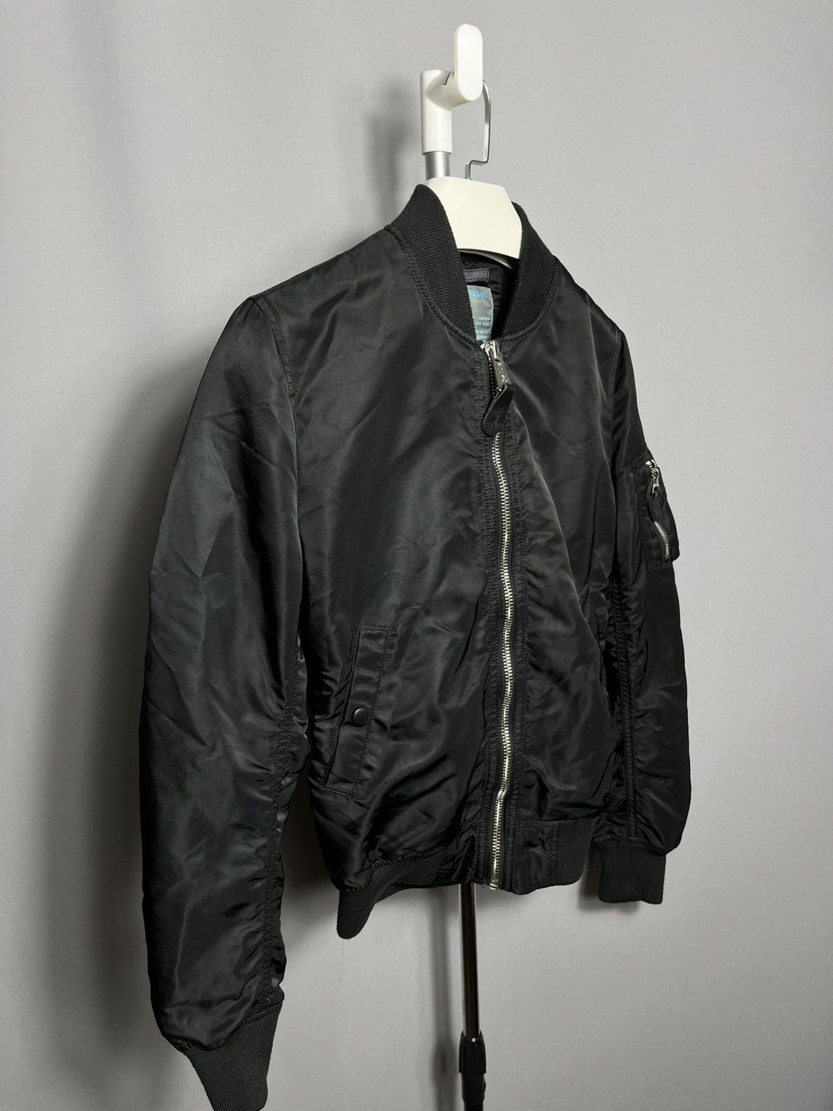 Alpha Industries alpha industries bomber jacket ma-1 flight pilot black nylon Size L / US 10 / IT 46 - 3 Thumbnail