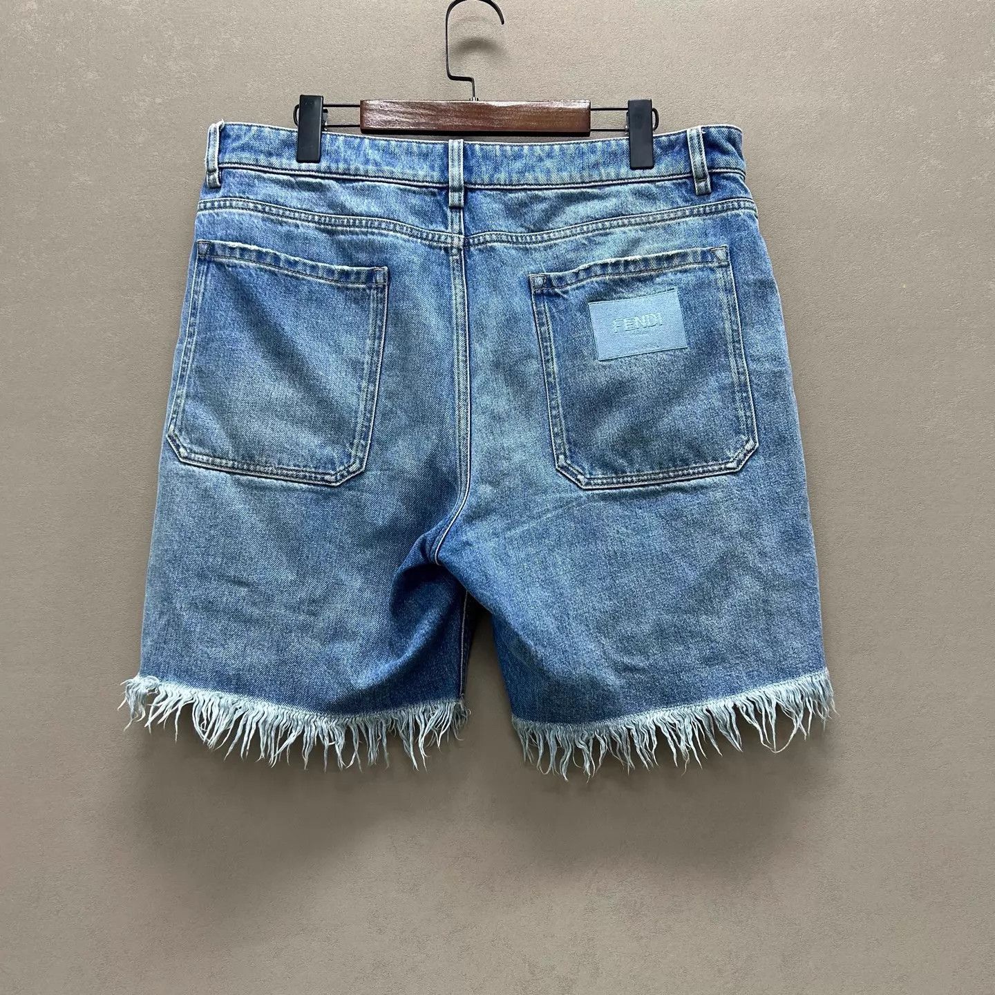 Fendi Fendi 99 New Denim Shorts Size 36 Size 25" / US 0 / IT 36 - 2 Thumbnail