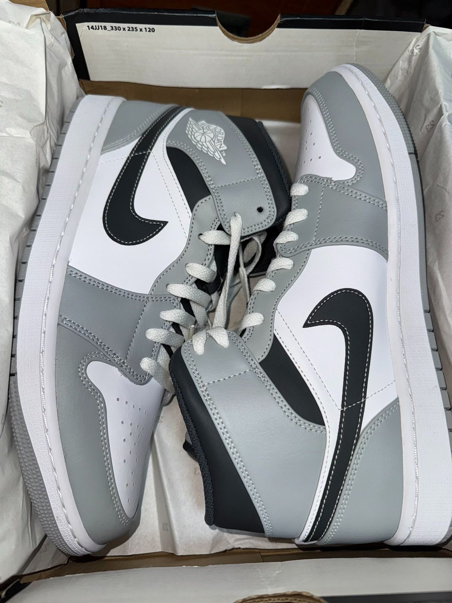 Nike Nike AJ1 Multi Lowtop Sneakers 10.5 Men Size US 10.5 / EU 43-44 - 1 Thumbnail
