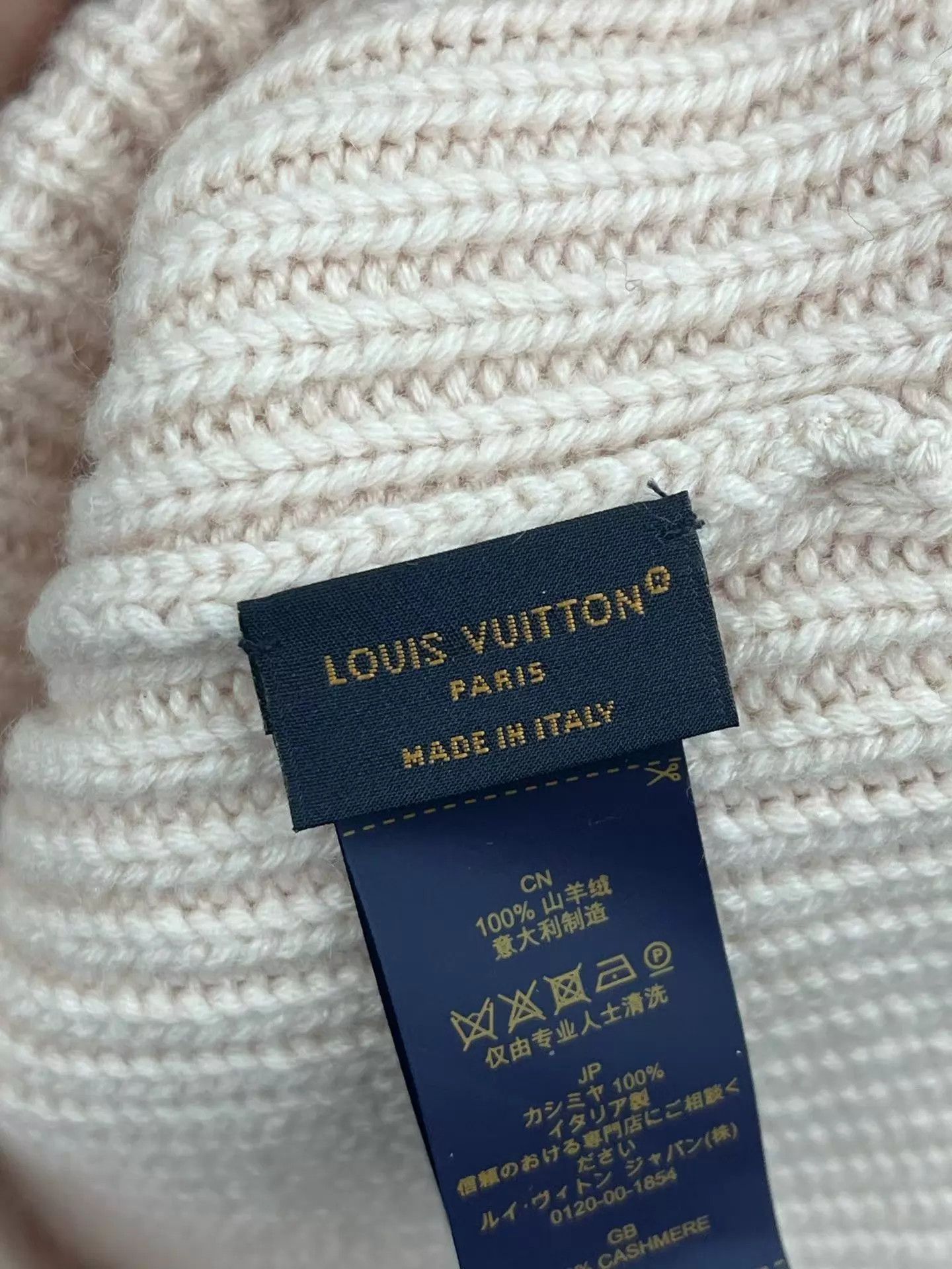 Louis Vuitton Louis Vuitton Pink Knit Beanie 99 New Size ONE SIZE - 4 Thumbnail