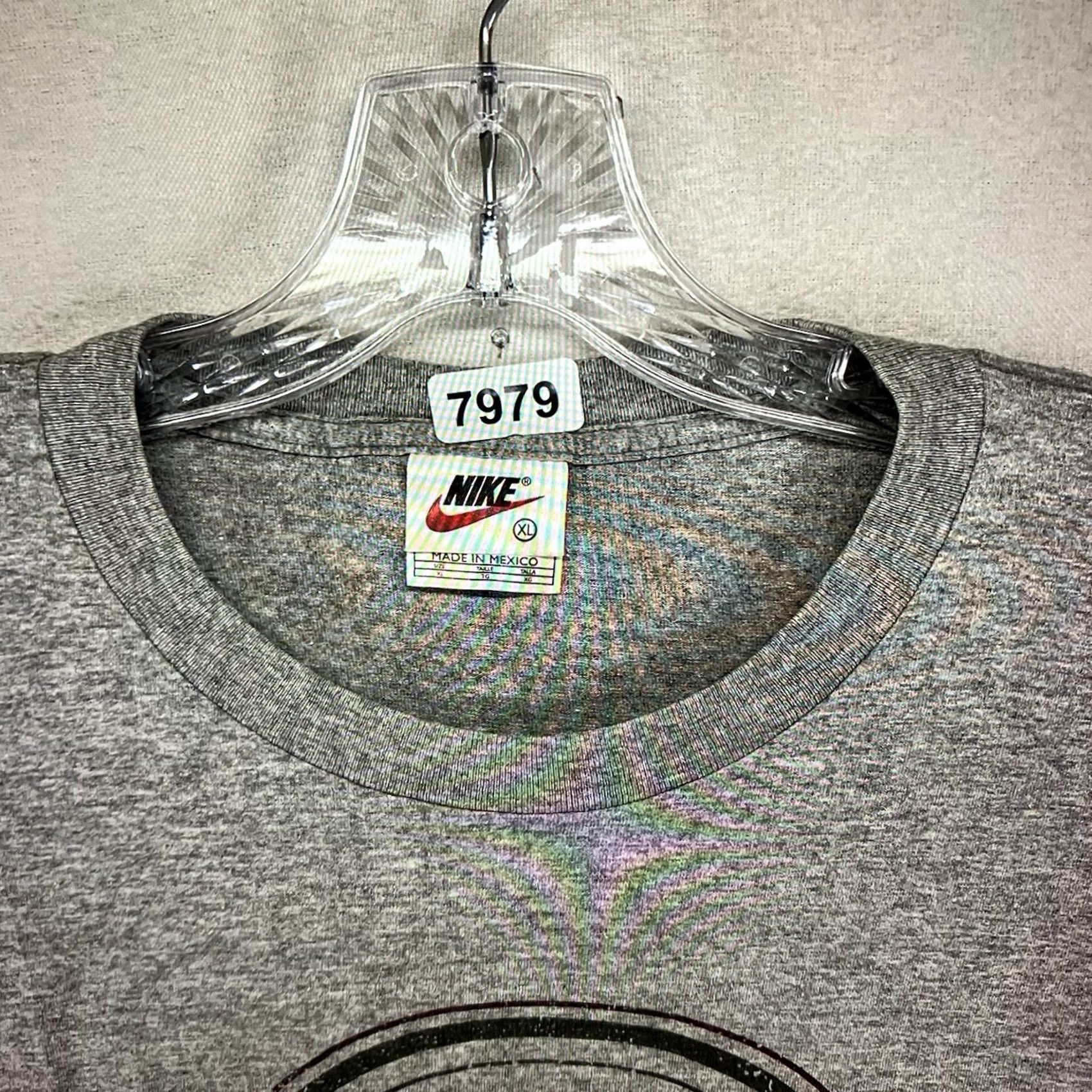 Nike VINTAGE Nike T Shirt Mens XL Oversized Gray 90s Logo Spell Out Center Washed Out Graphic Print Short Sleeve Crew Neck Nike Shirt Mens XL Gray 90s Logo Size US XL / EU 56 / 4 - 6 Thumbnail
